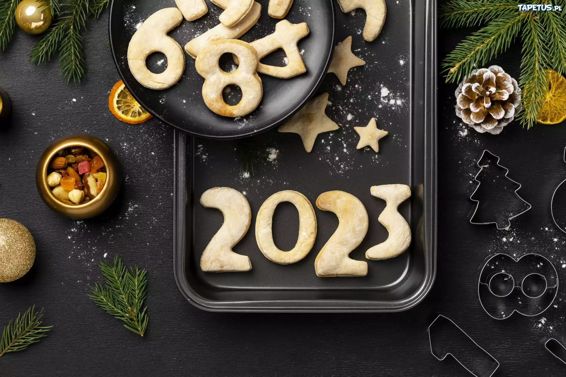 Nowy Rok, Cyfry, 2023, Blaszka, Talerz, Ciasteczka, Foremki, Gałązki, Szyszka