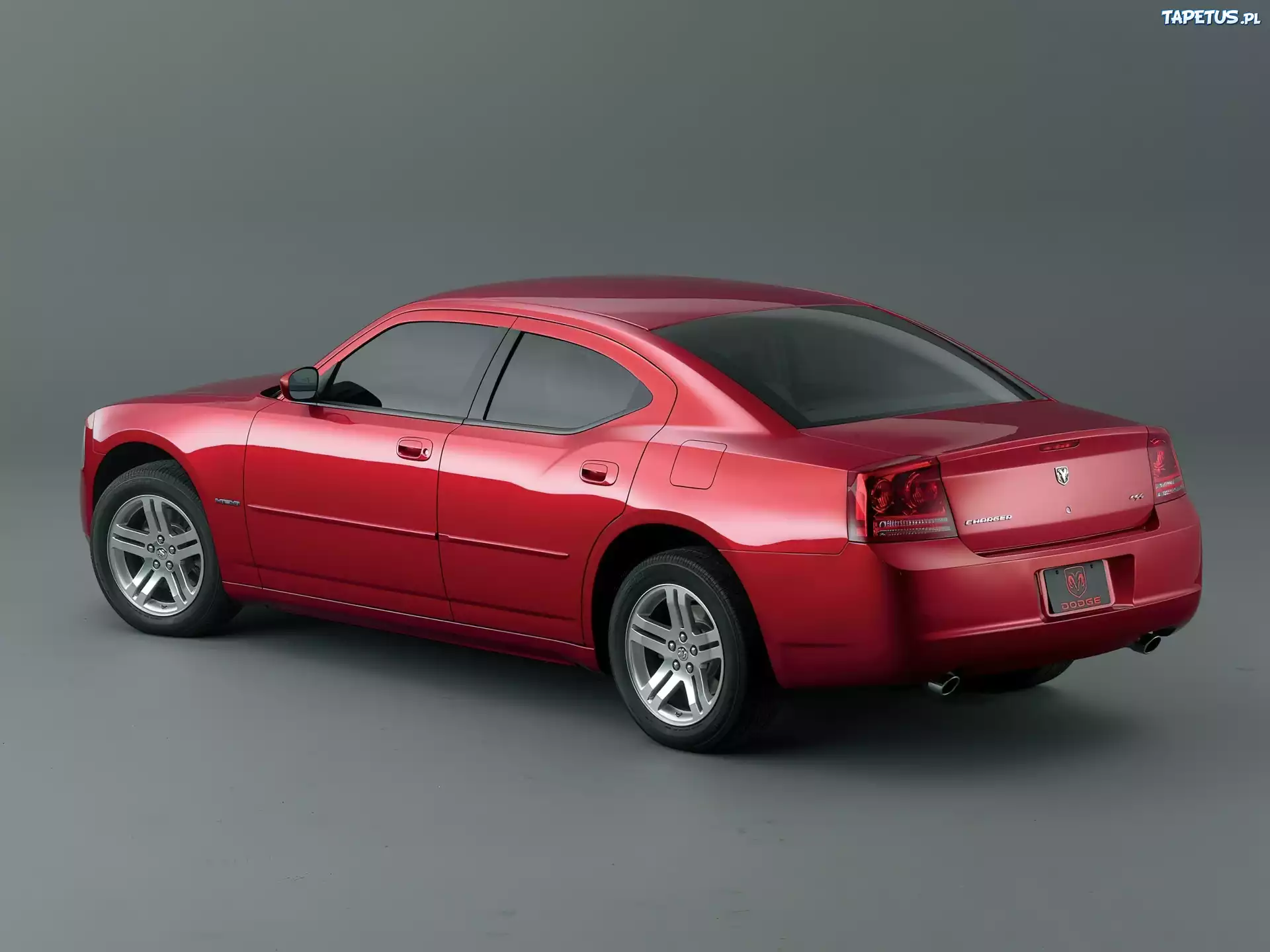 Wiśniowy, Dodge Charger
