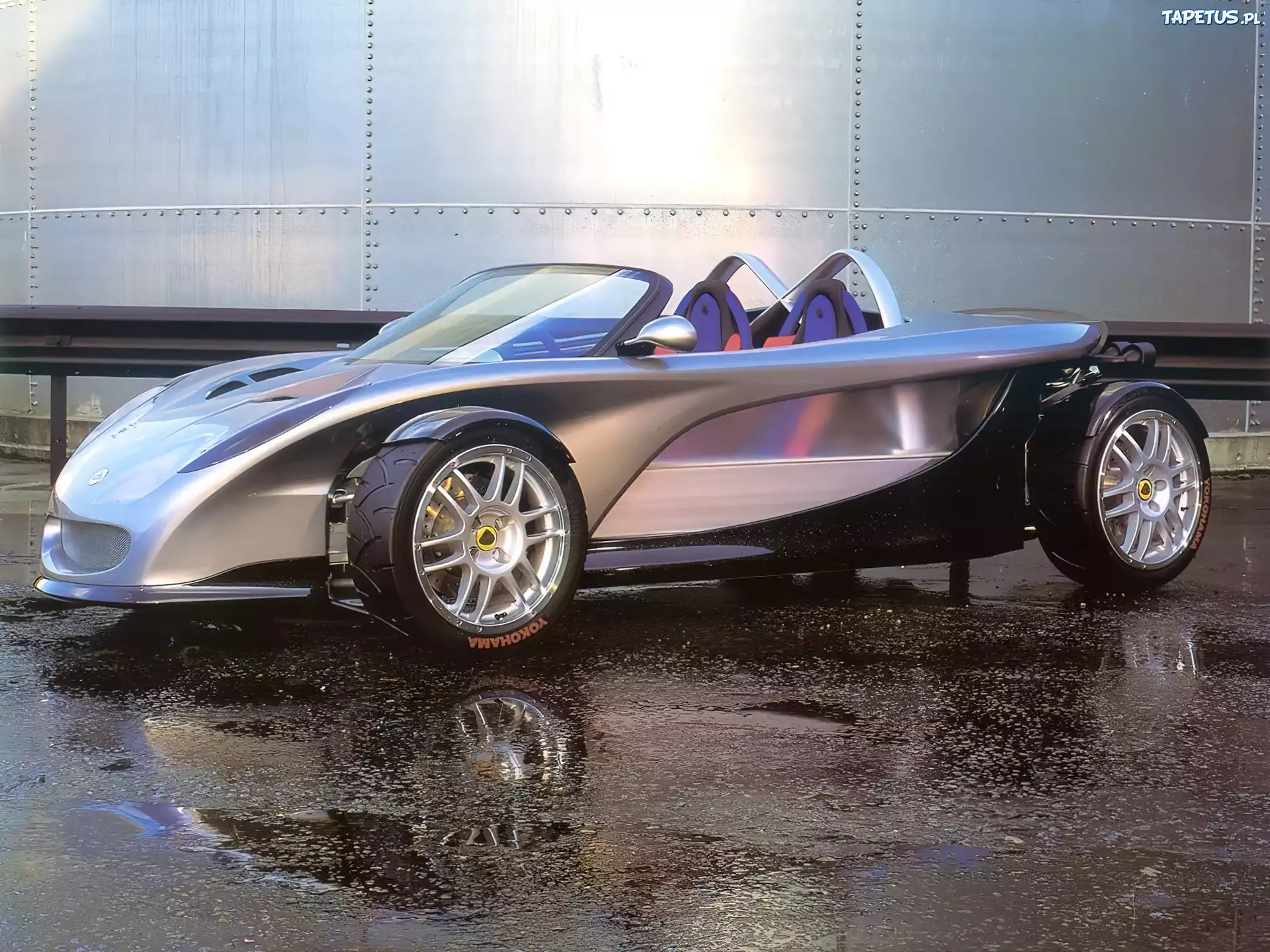 Lotus, Prototyp