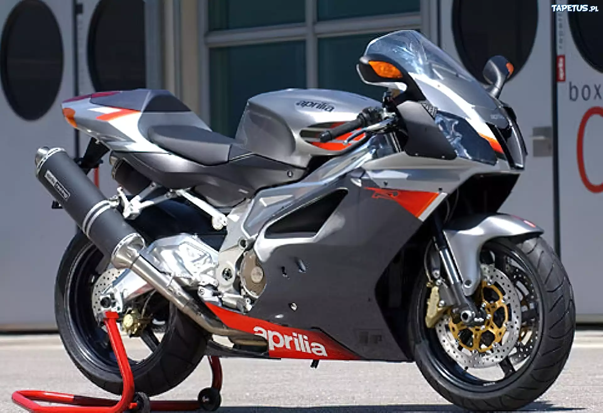 Aprilia RSV 1000 R FACTORY, Motocykl, Stojak, Box, Tłumik