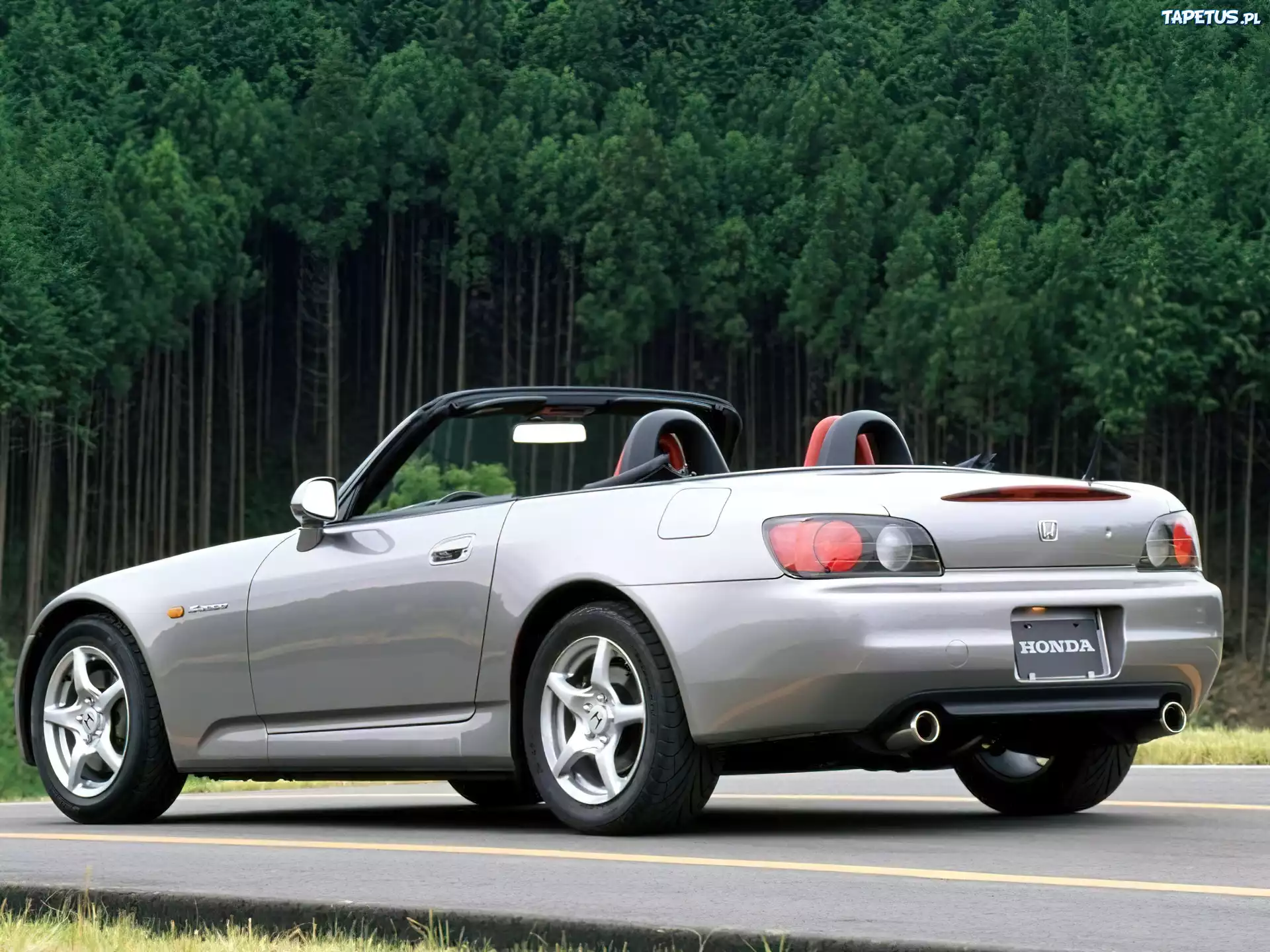 Srebrna, Honda S2000