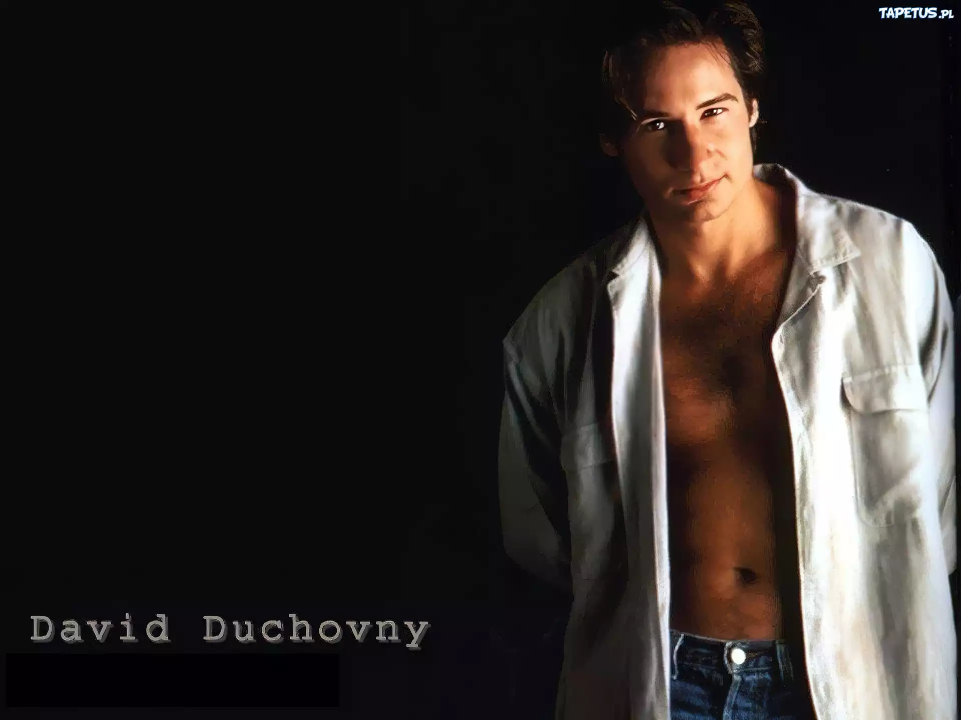 David Duchovny,jasna koszula