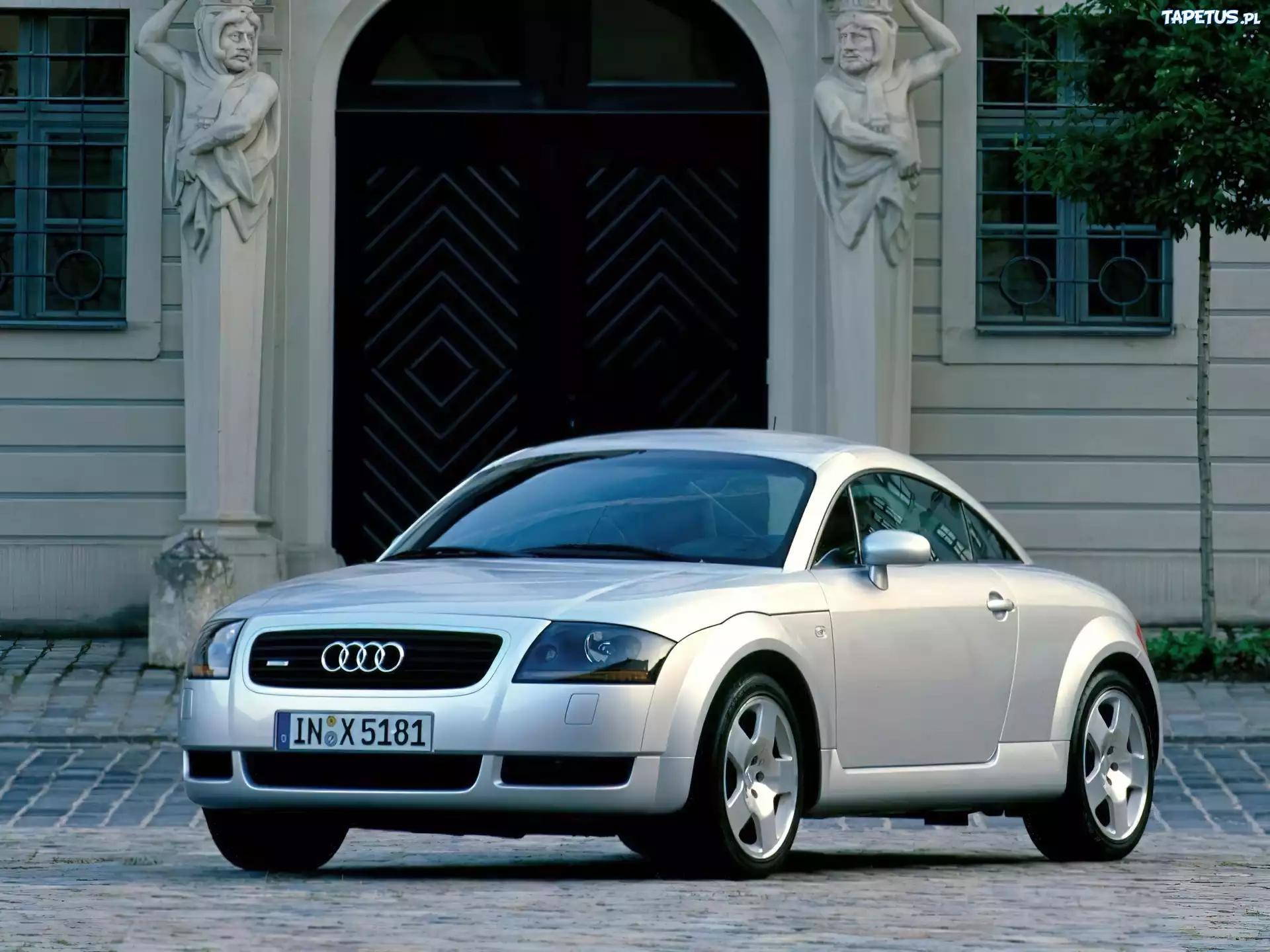 Srebrne, Audi TT