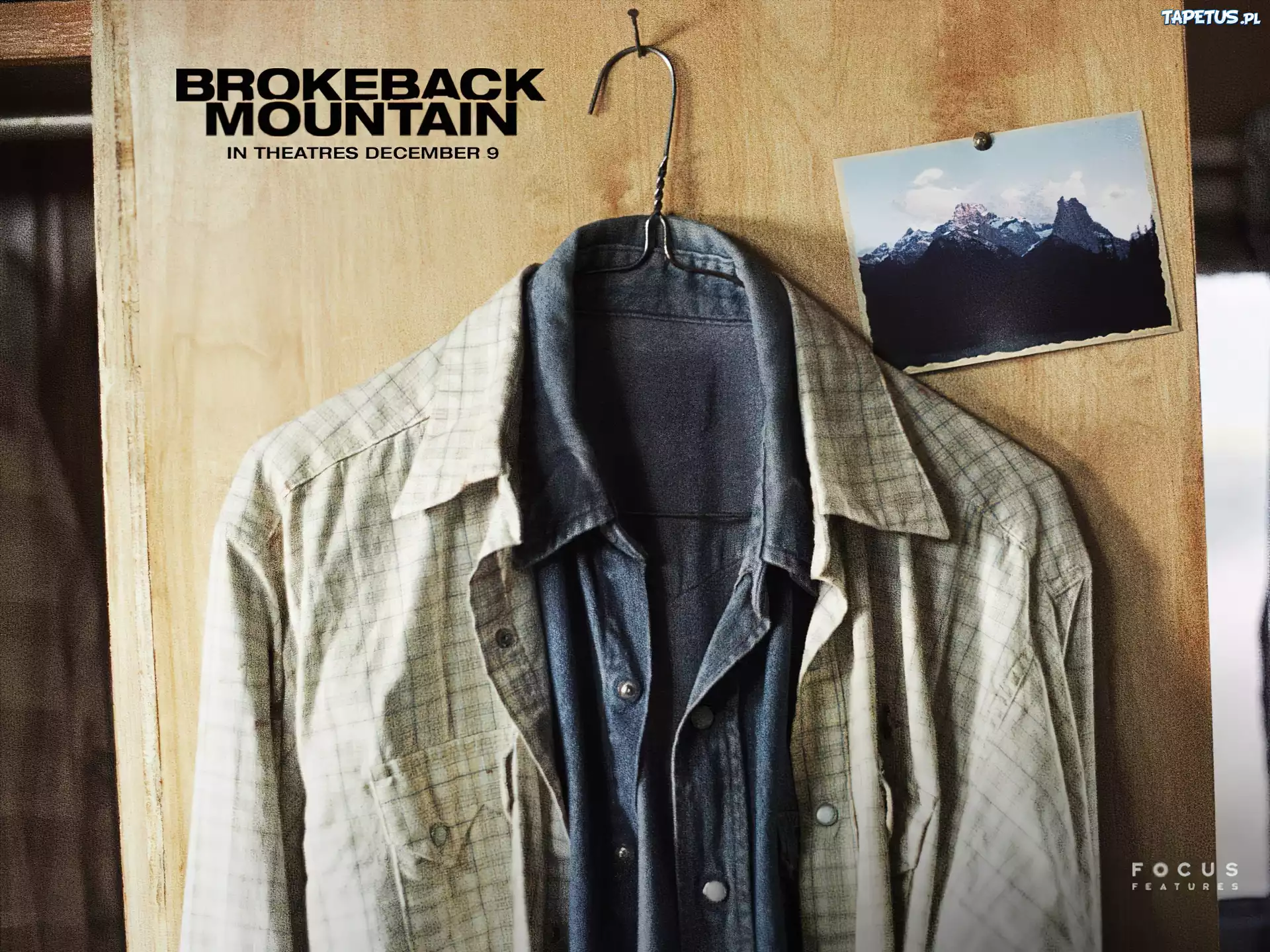 Brokeback Mountain, koszule, wieszak