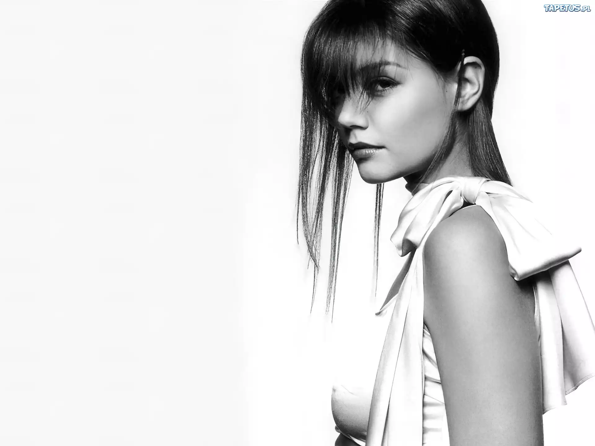 Katie Holmes, kokardka