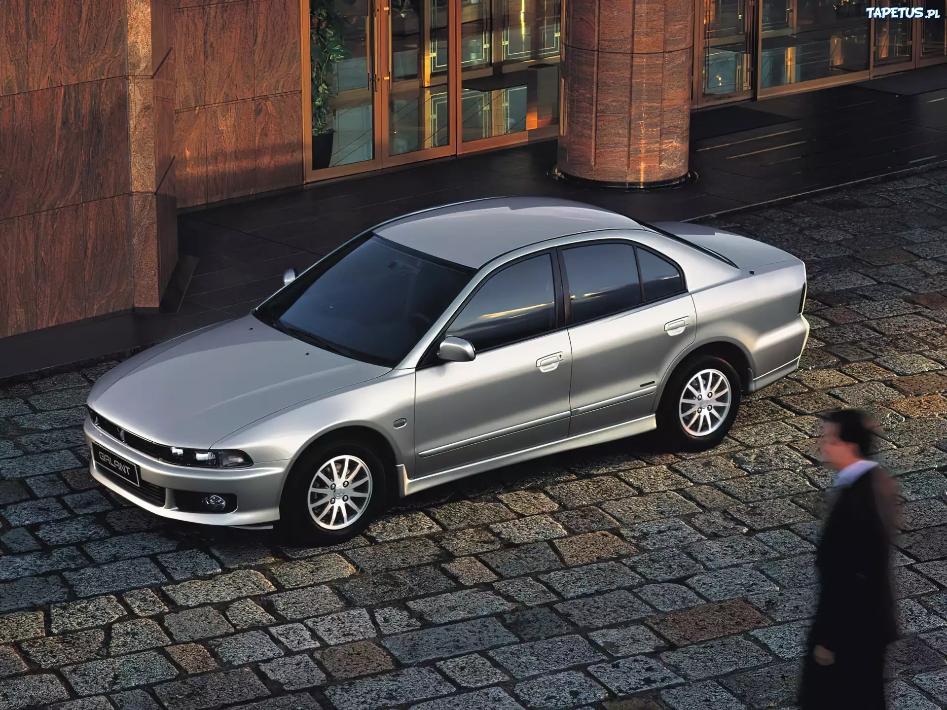 Mitsubishi Galant