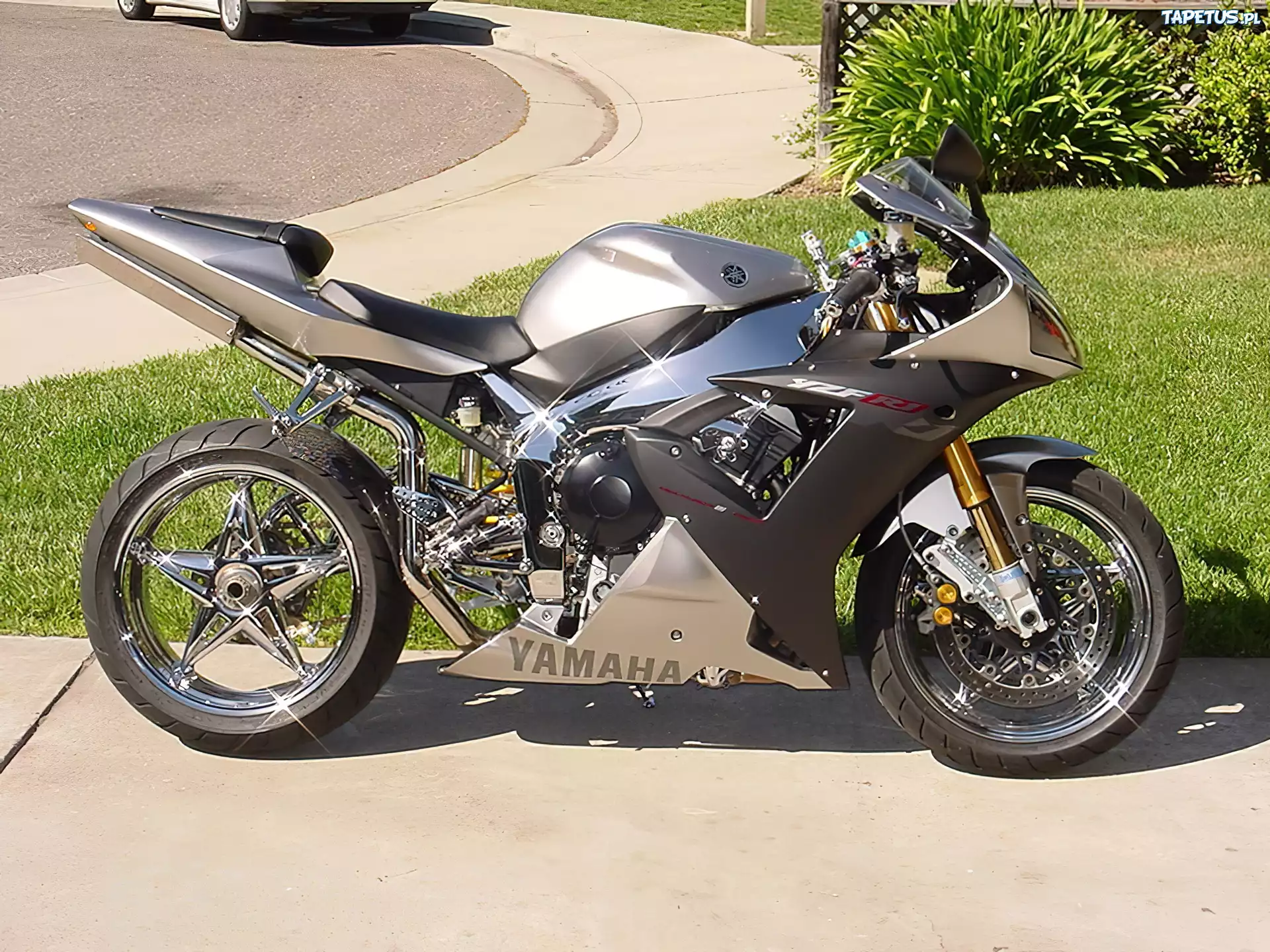 Srebrna, Yamaha YZF R1