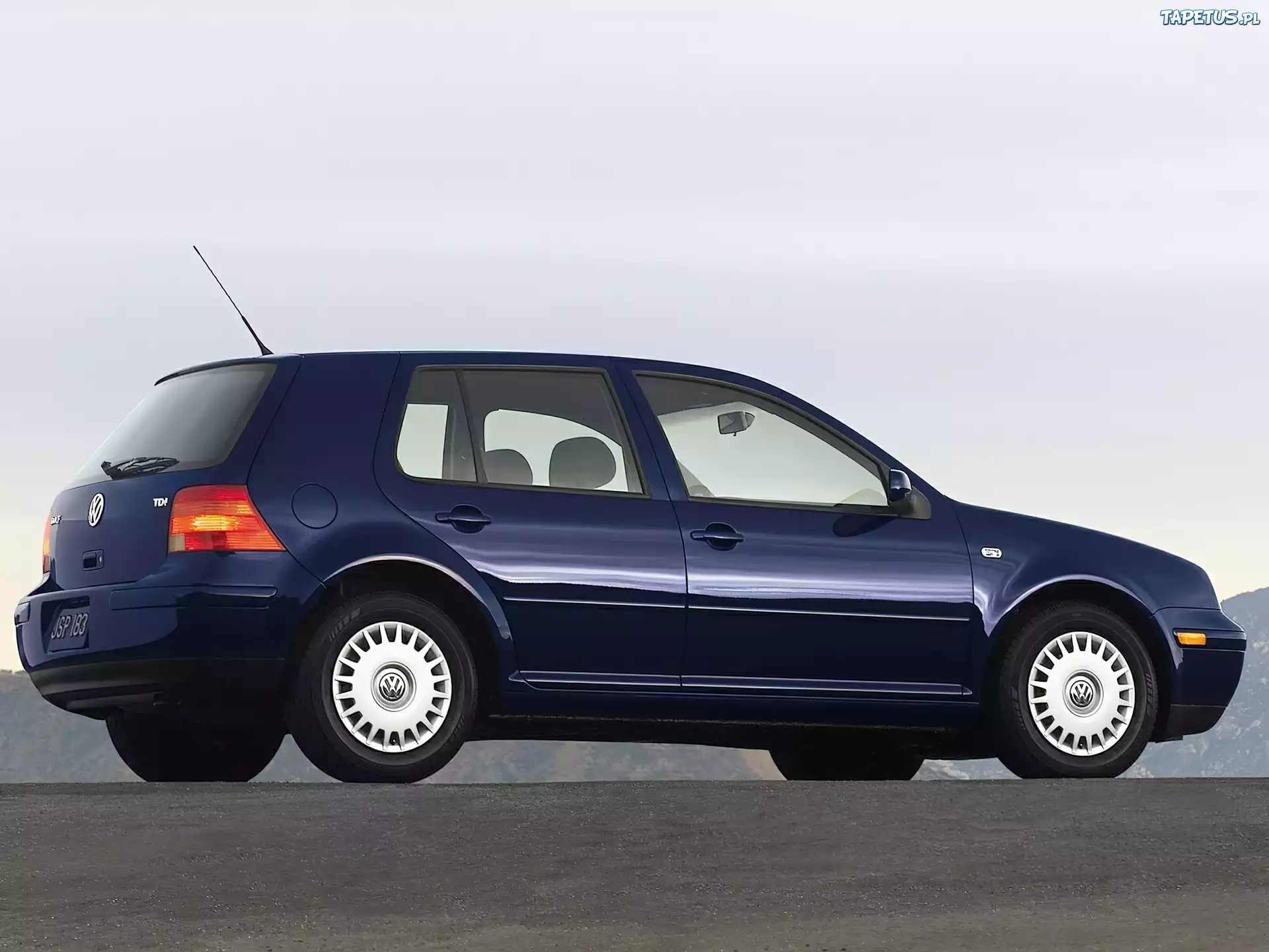 Golf 4, Granatowy