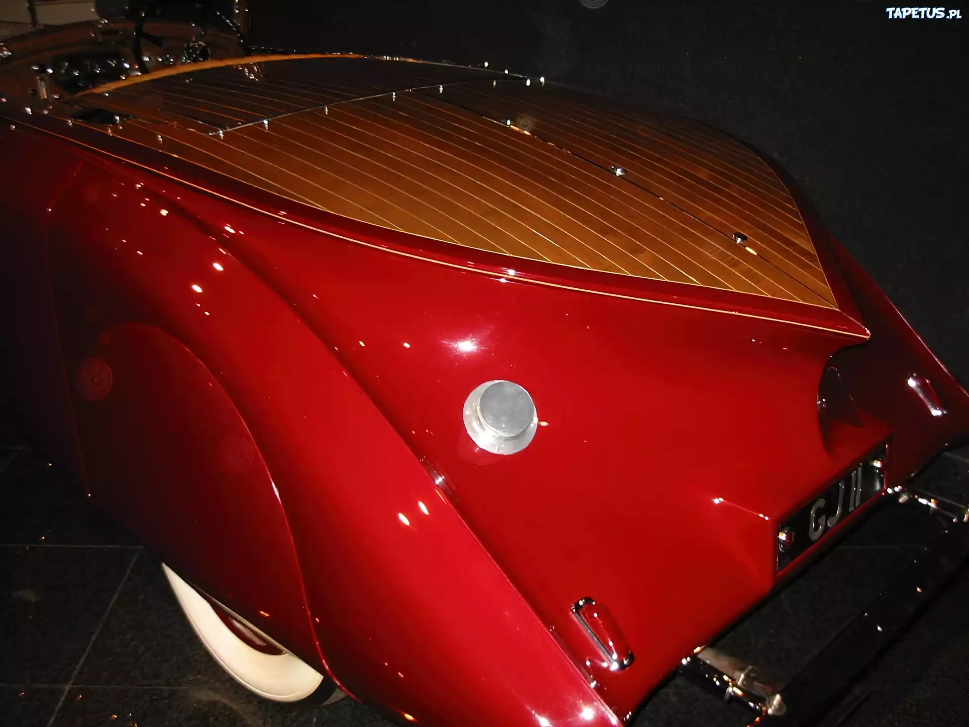 Rolls-Royce,wlew paliwa