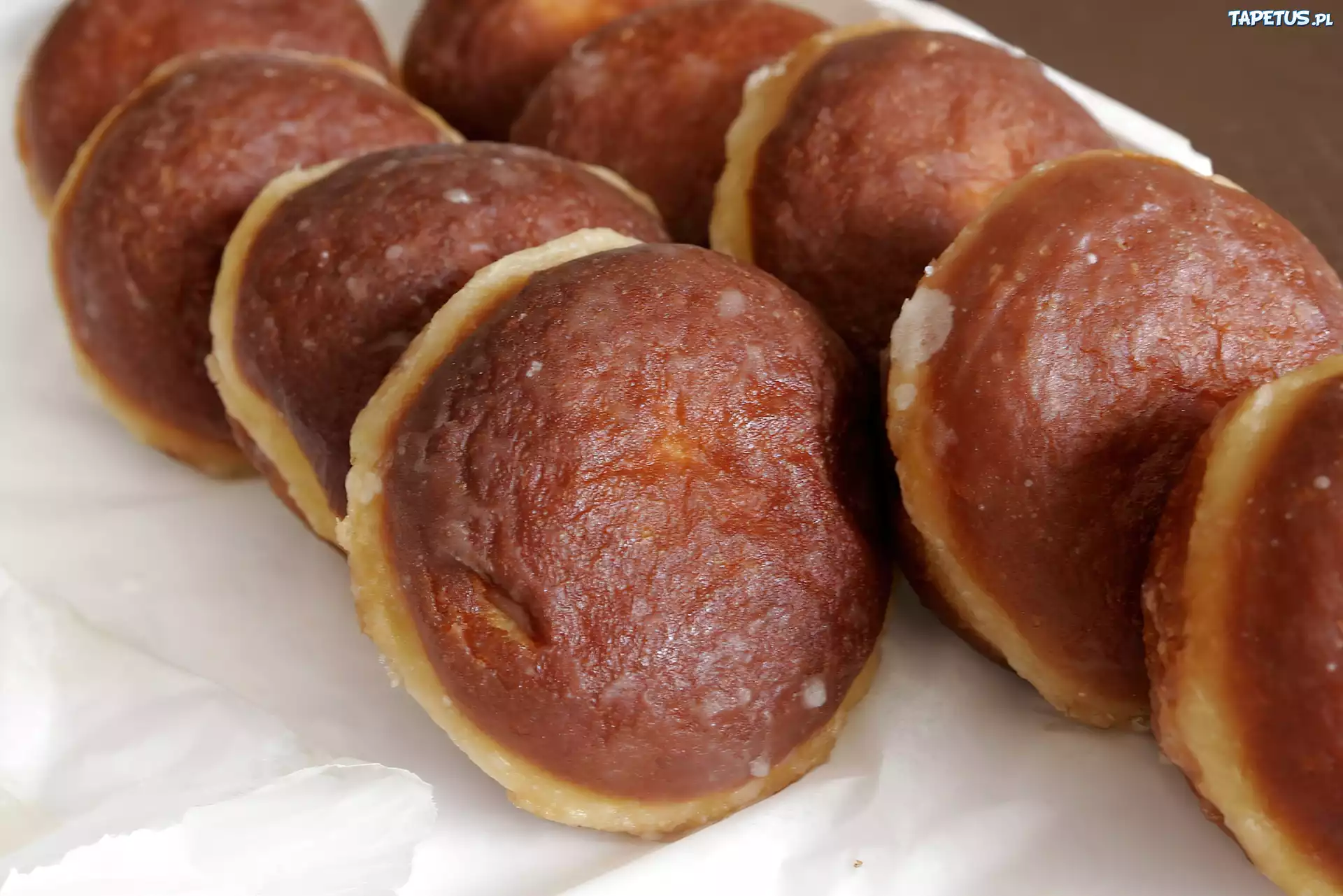 Pyszne, Pączki