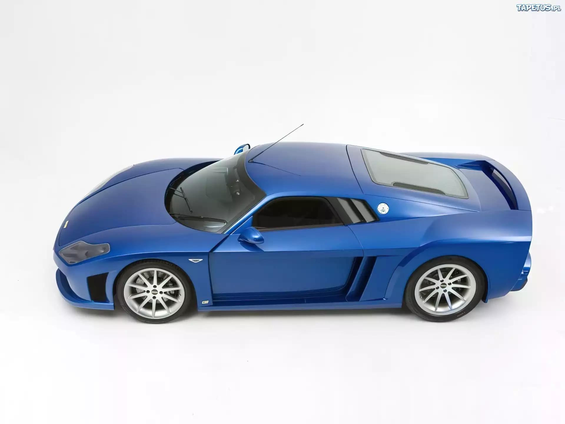 Noble M15, Drzwi