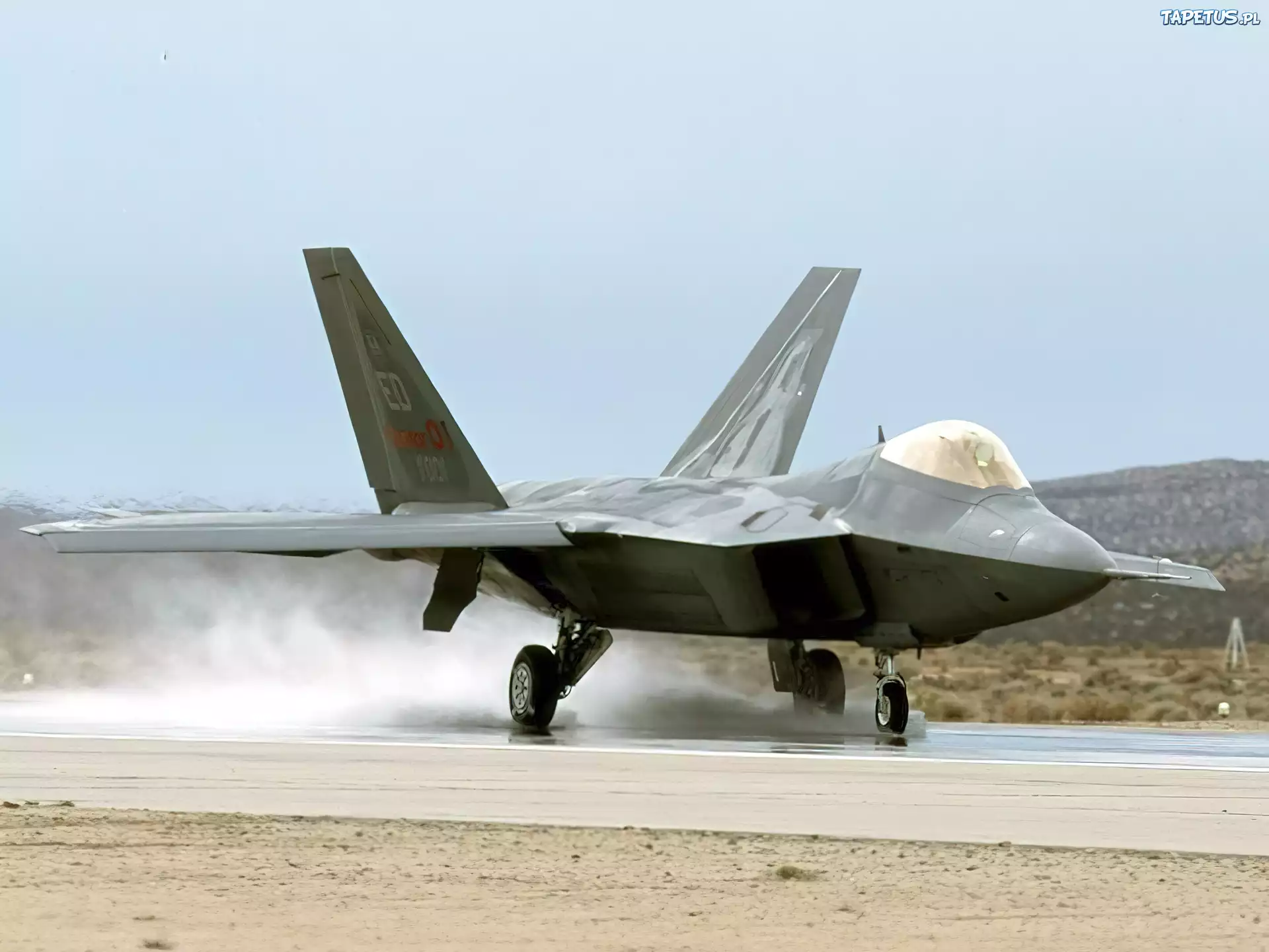 Lądujący, Odrzutowiec, Lockheed F-22 Raptor