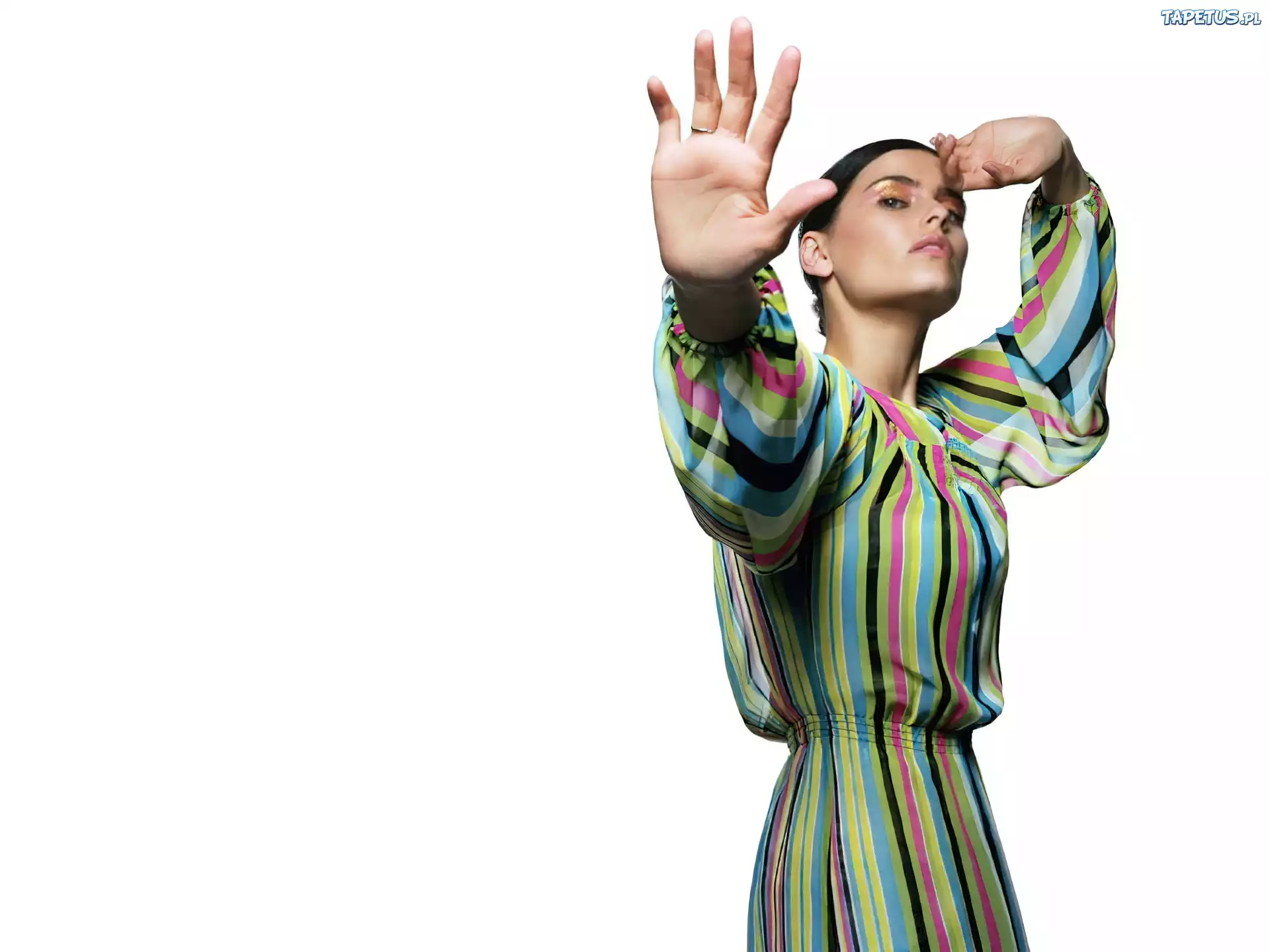 Nelly Furtado, Piżama