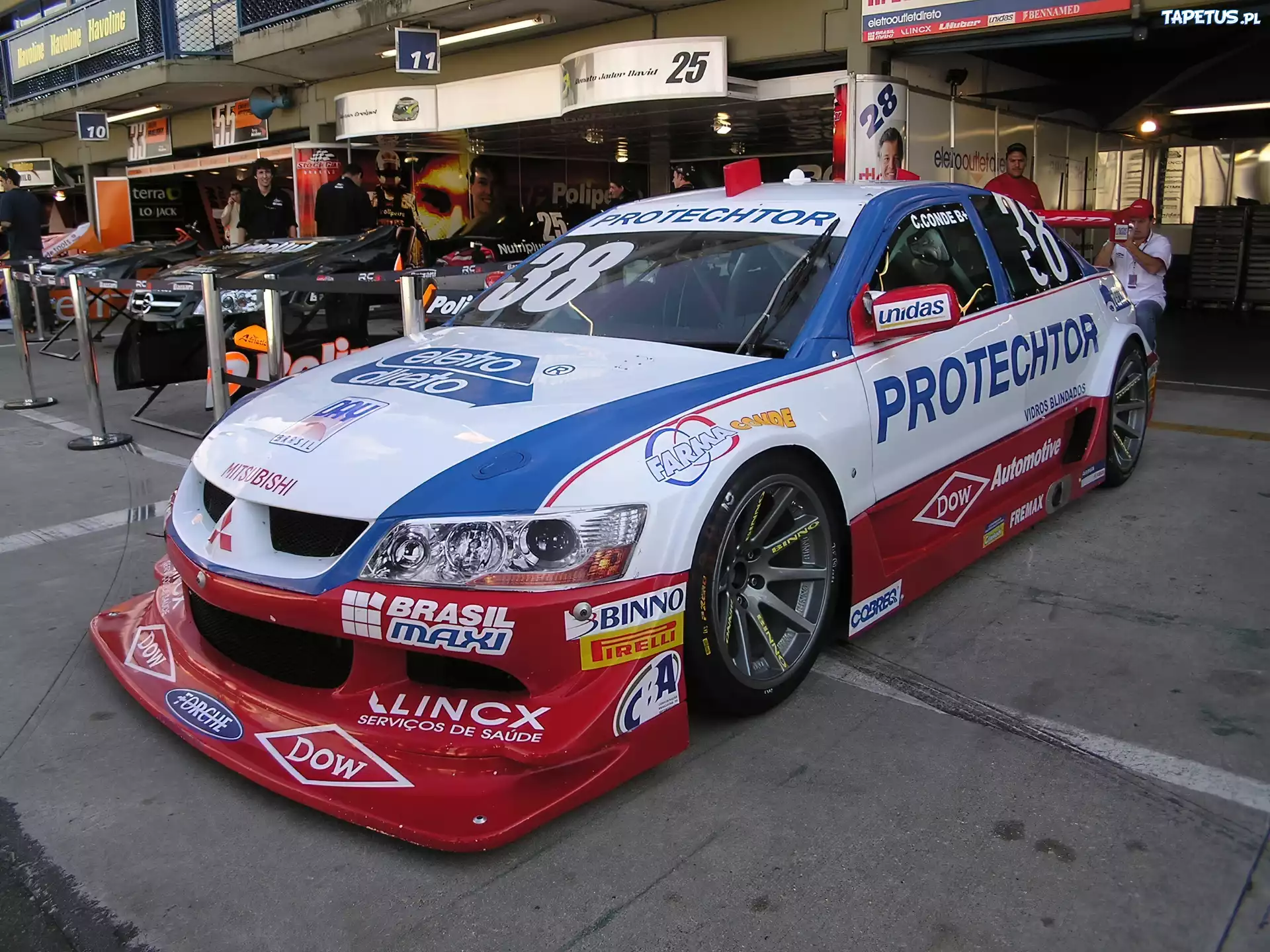 Nascar, Mitsubishi