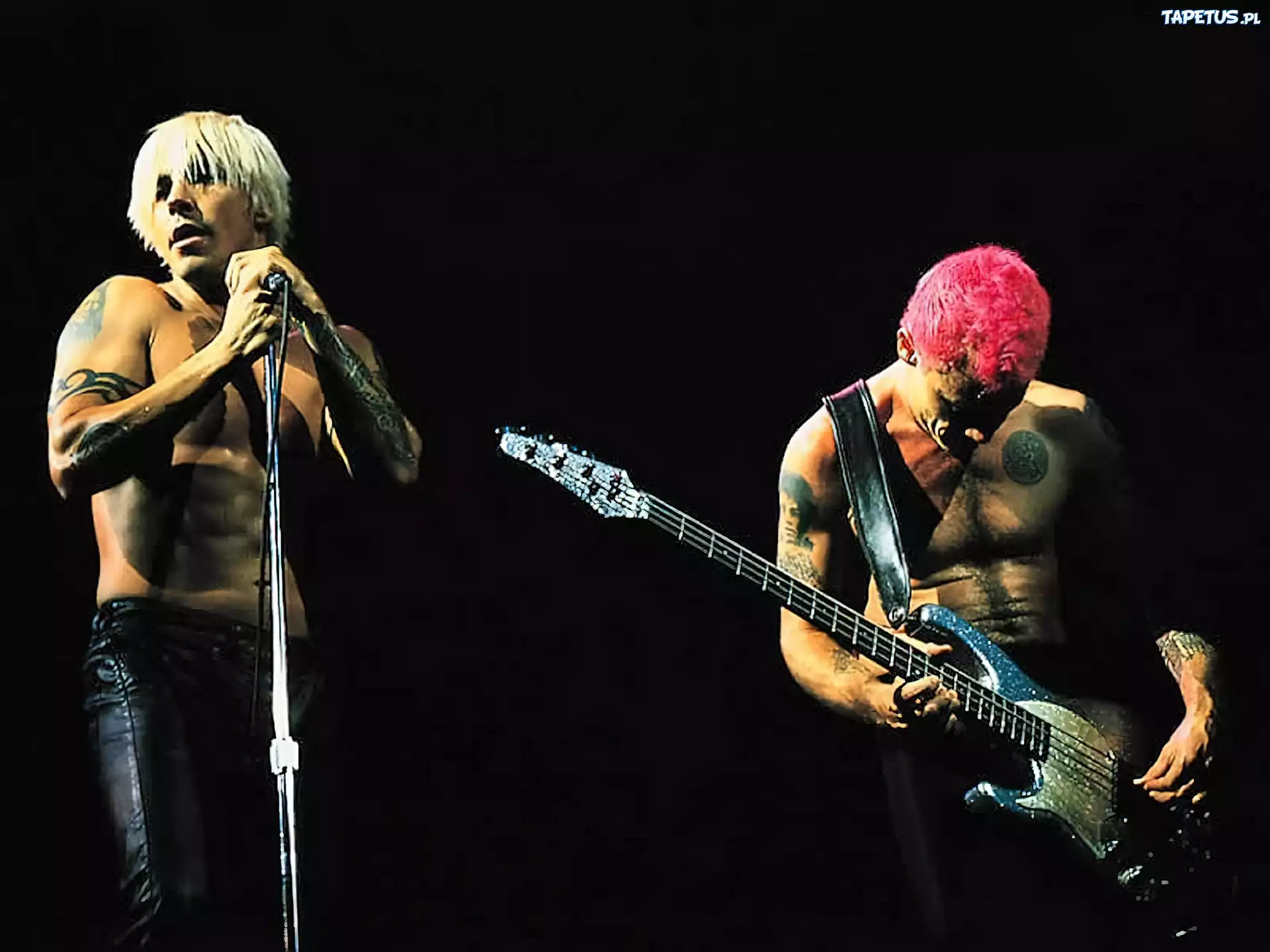 Red Hot Chili Peppers,włosy , gitara