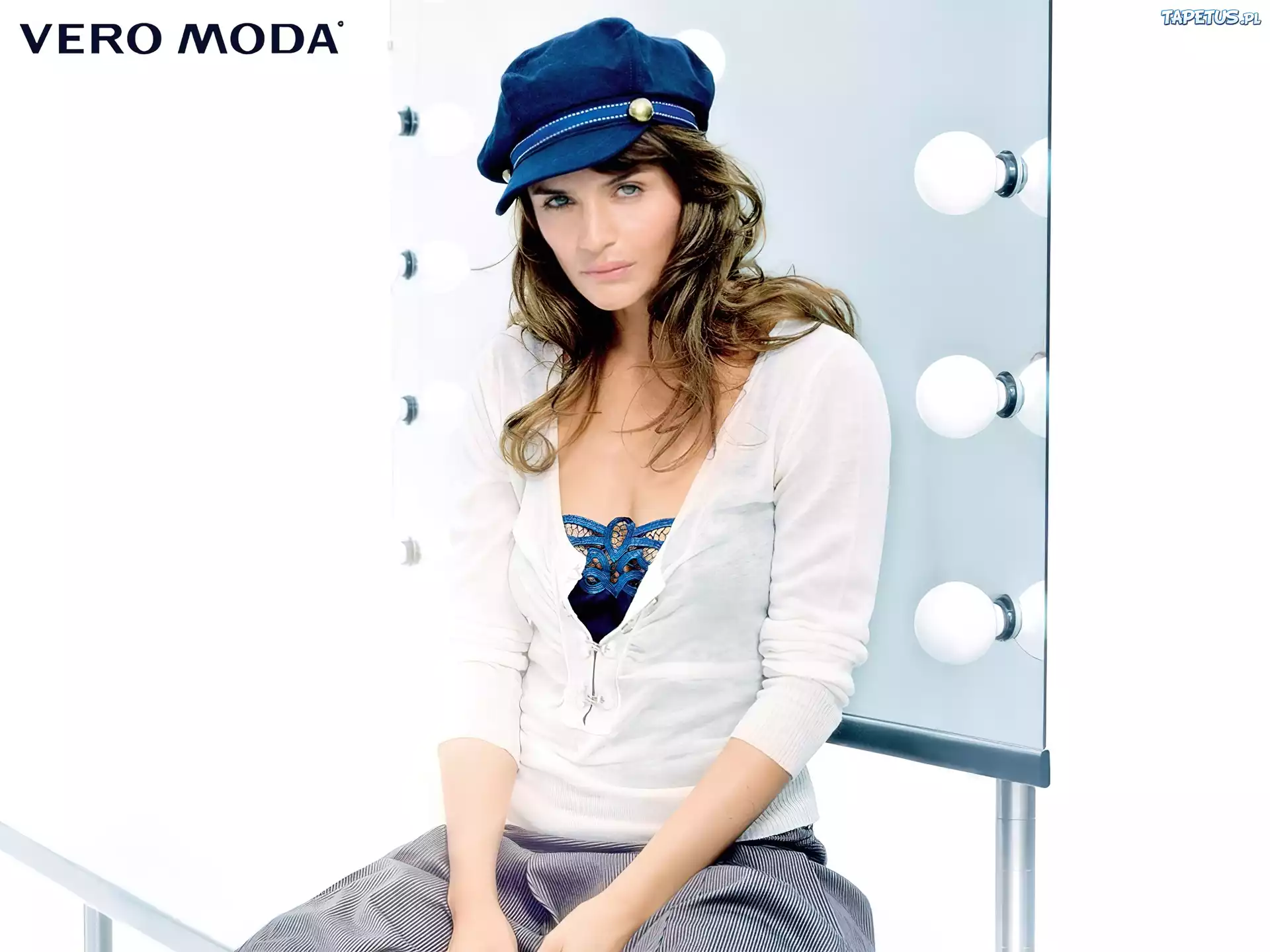 Vero Moda, kobieta, bluzka, kaszkiet, czapka