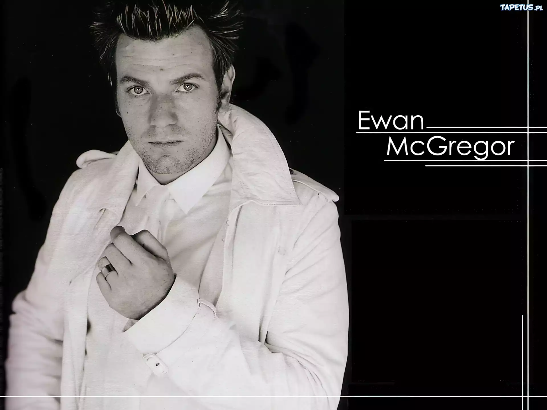 Ewan McGregor,biały strój