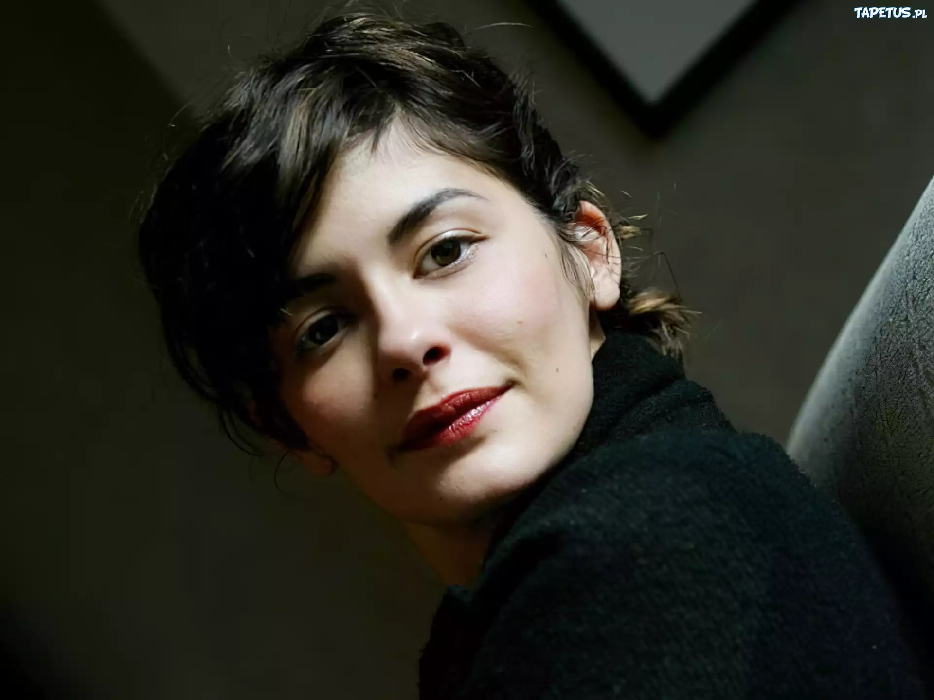 Audrey Tautou, czerwone usta