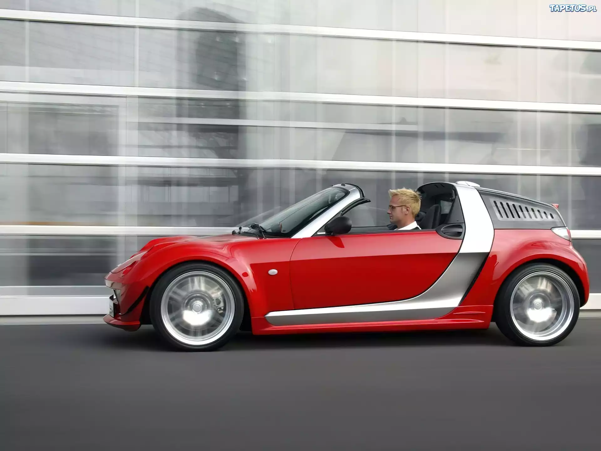 Czerwono Srebrny, Smart Roadster