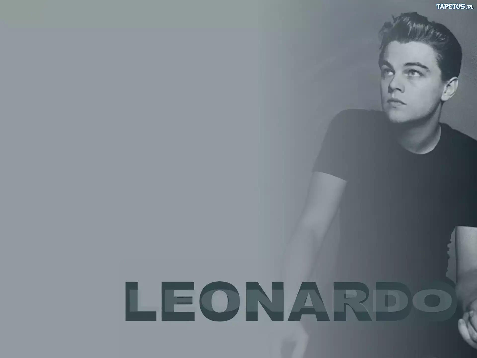 Leonardo DiCaprio,czarna koszulka