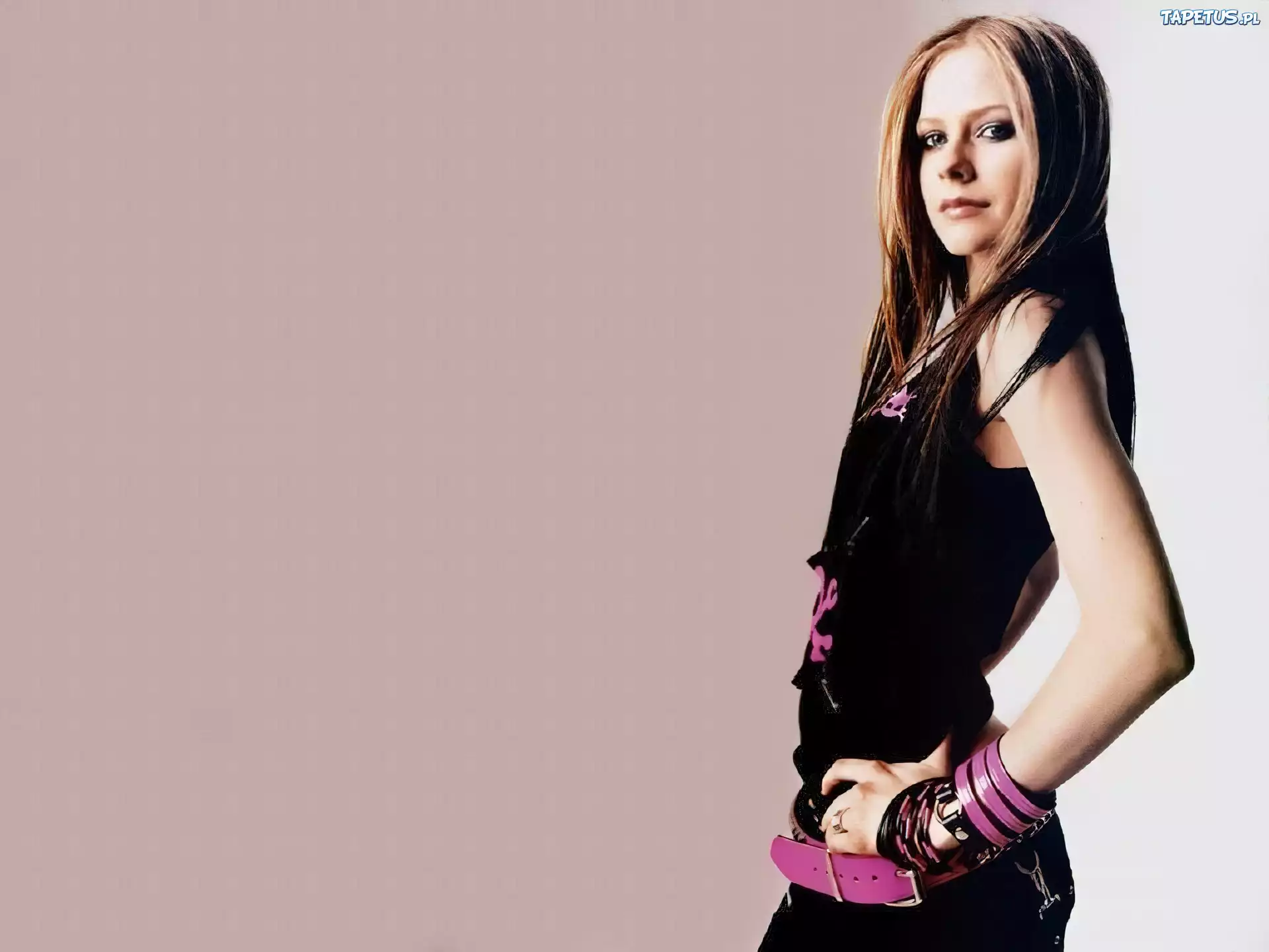 Avril Lavigne, Bransoletki