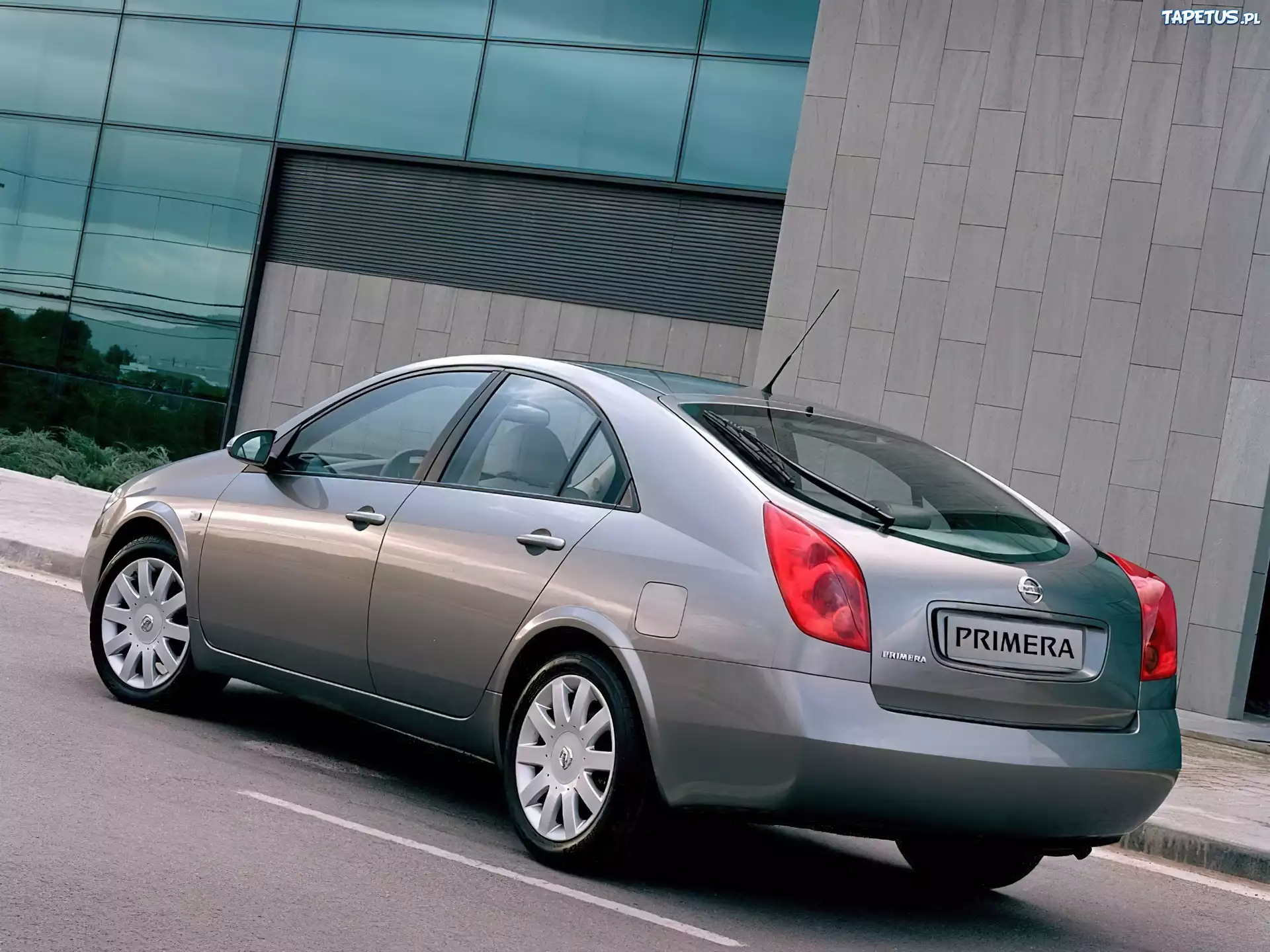 Nissan Primera, Lampy Tył
