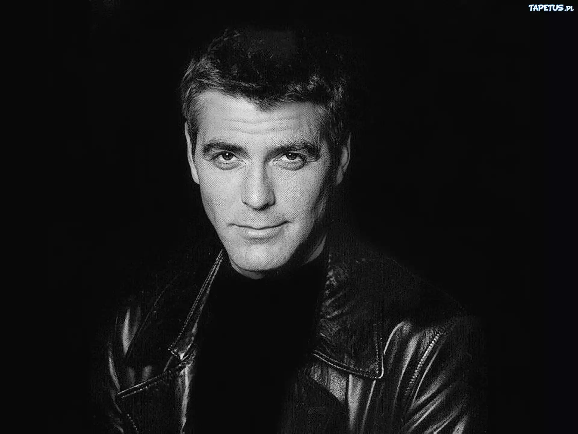 George Clooney,czarna koszulka, kurtka