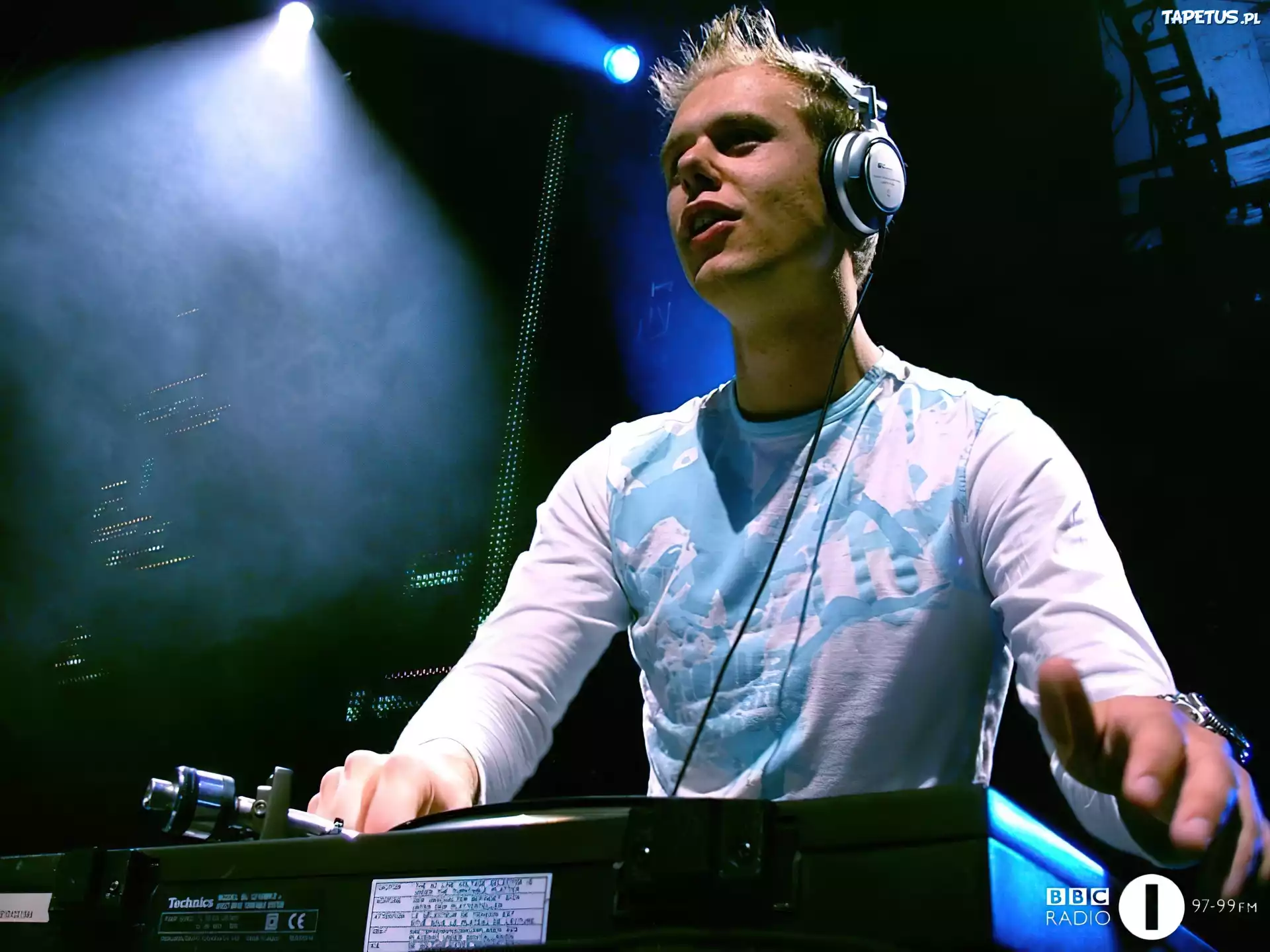 Armin van Buuren, Deki