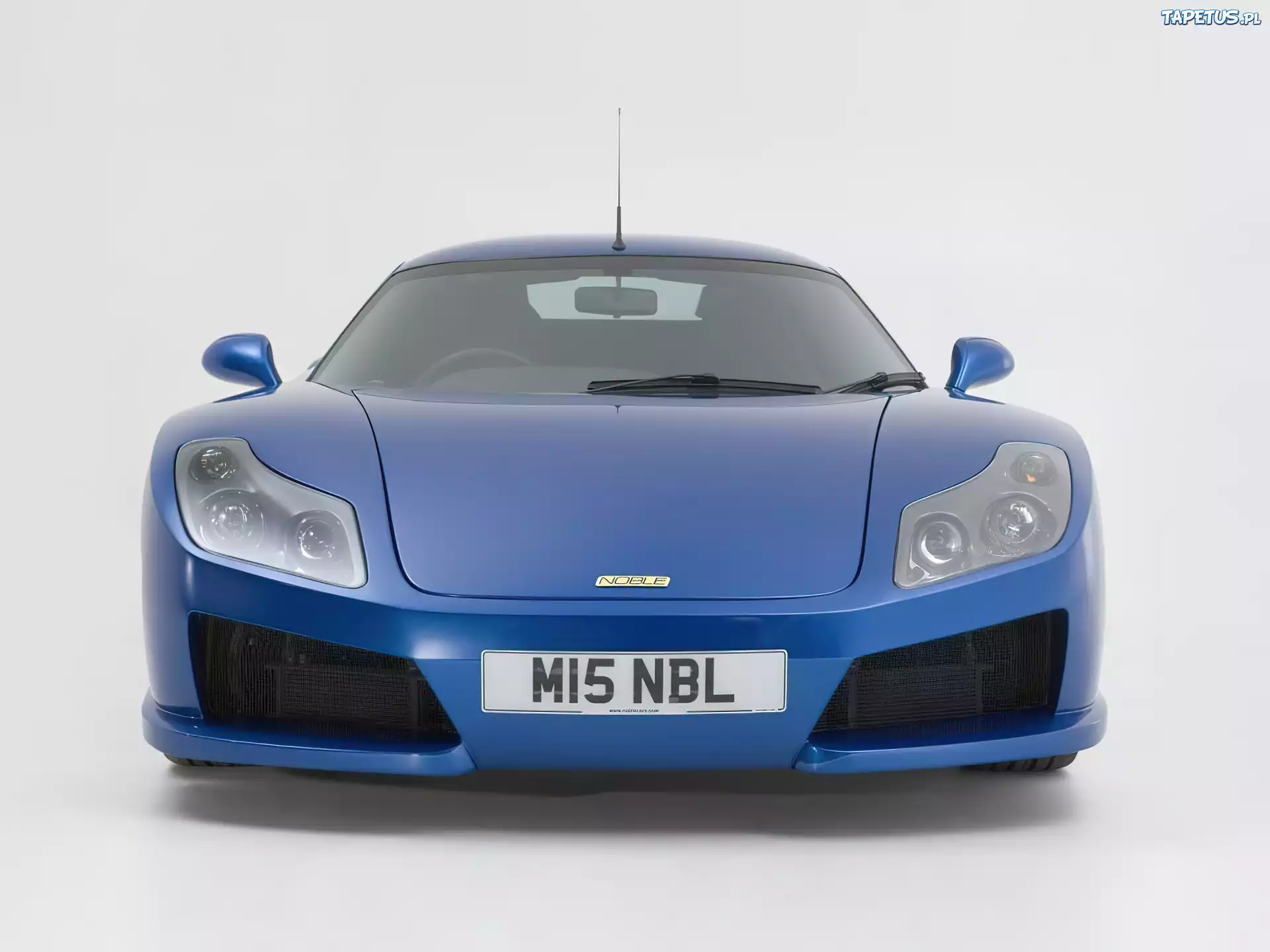 Przód, Noble M15