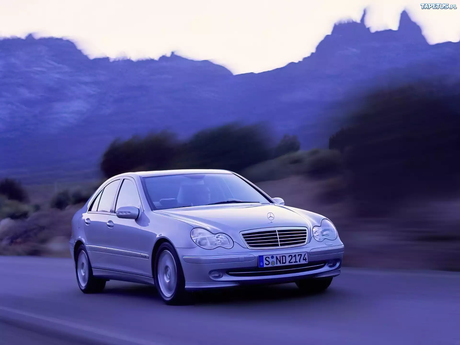 Mercedes C-klasa, Srebrny