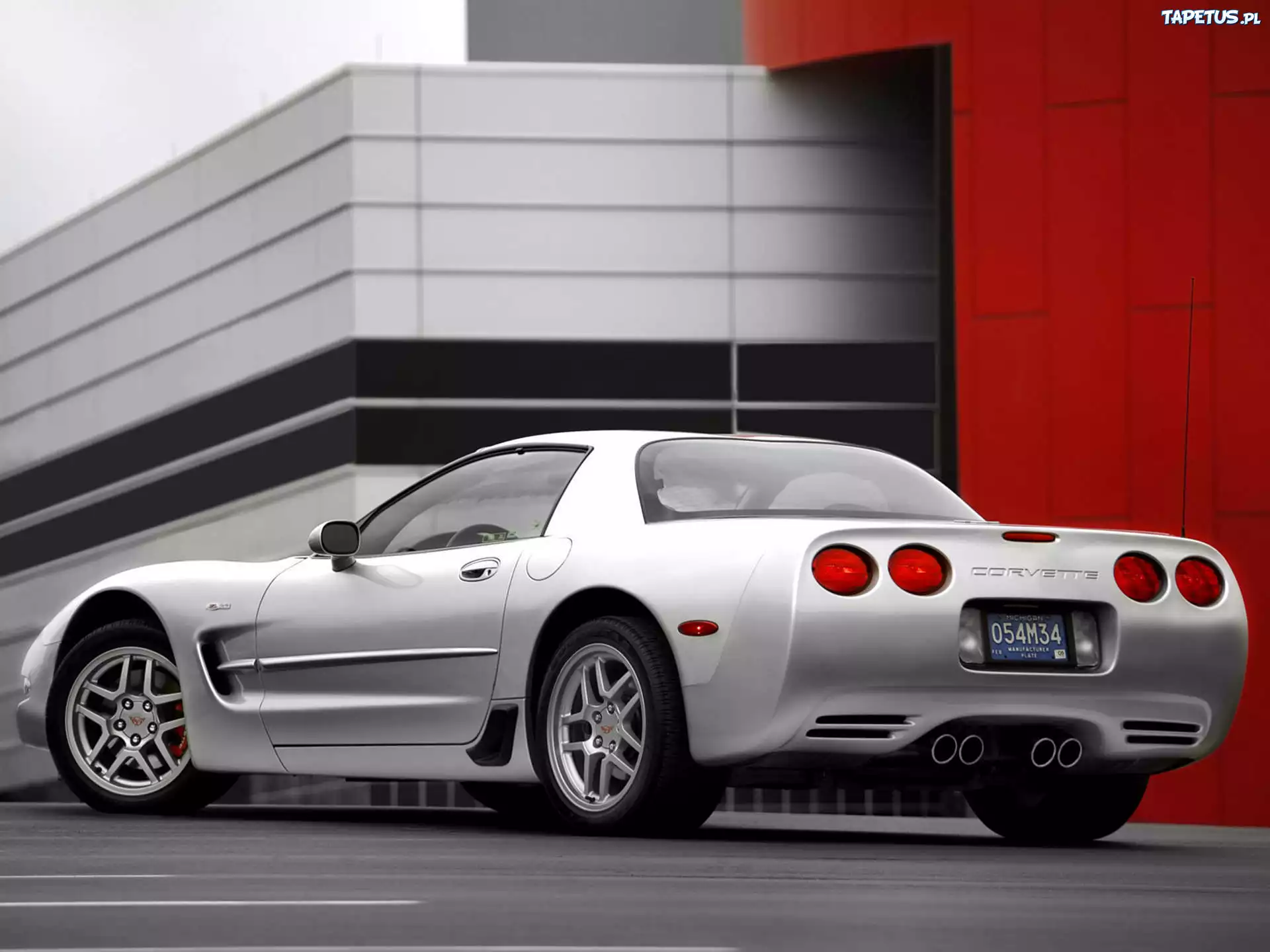 Srebrna, Corvette