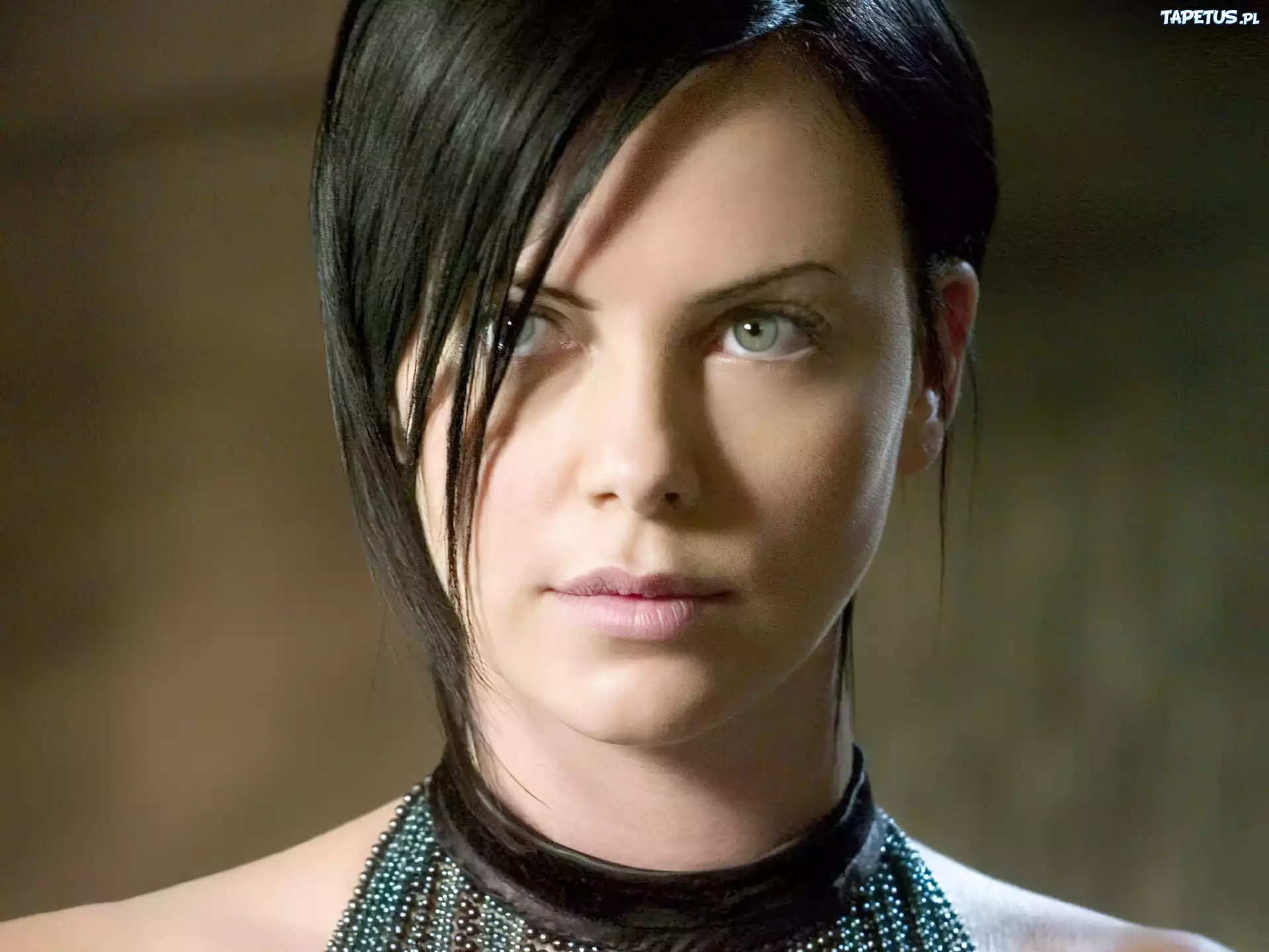Charlize Theron,ciemne, włosy