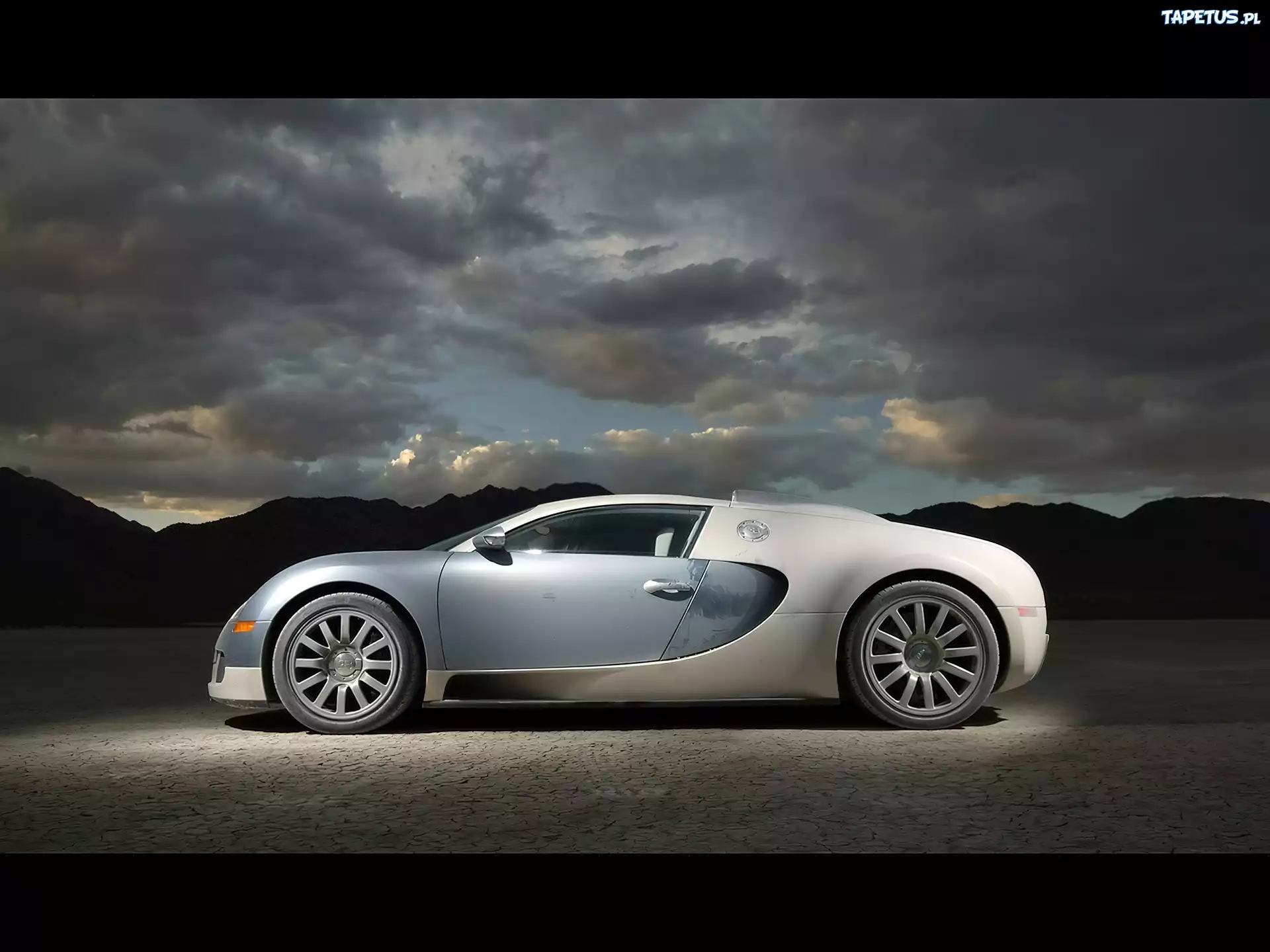 Srebrne, Bugatti, Chmury