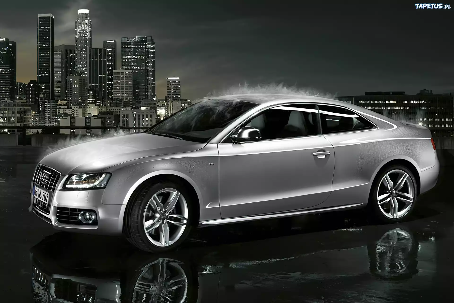 Audi A5, Miasto