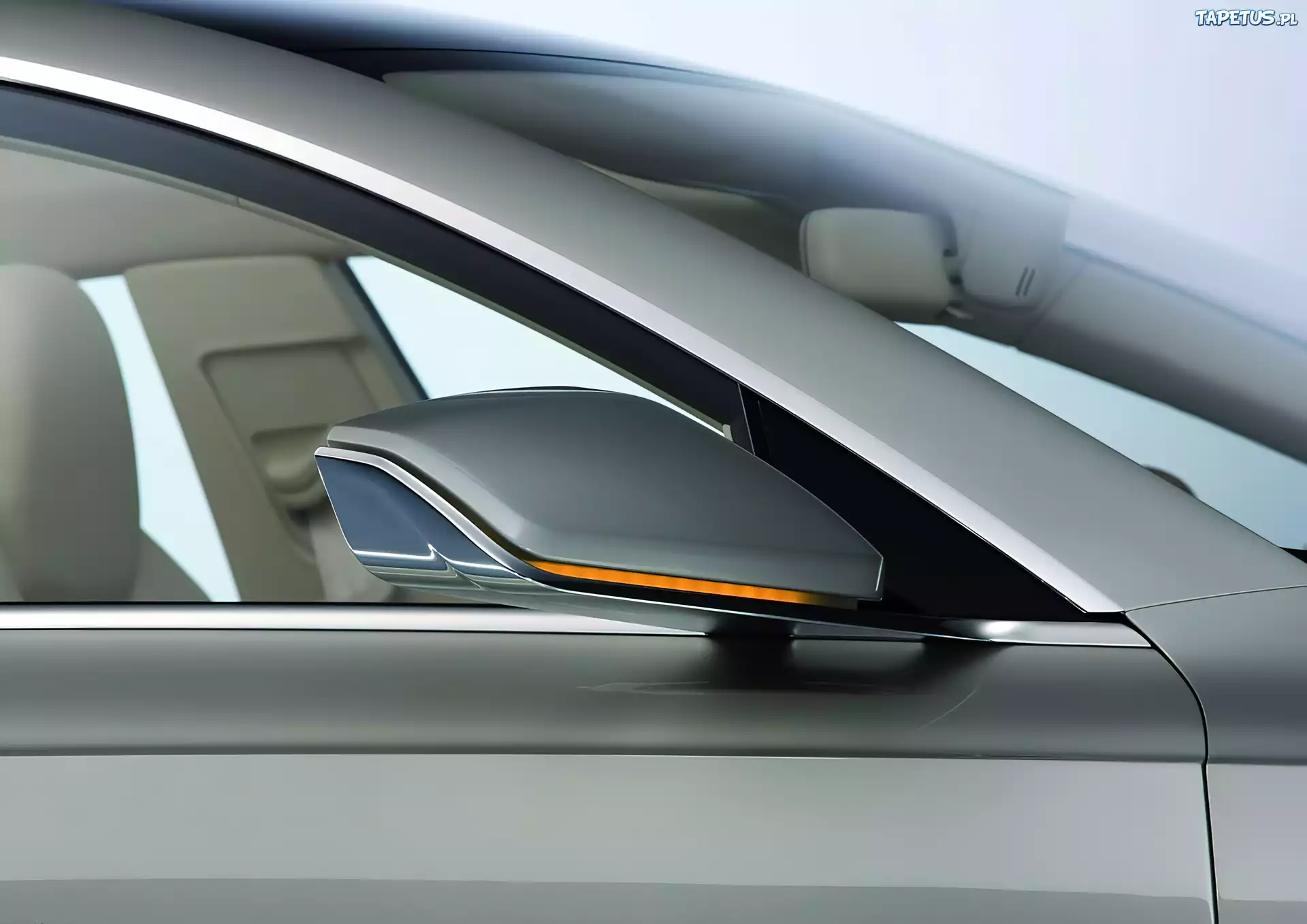 Audi A7, Lusterko