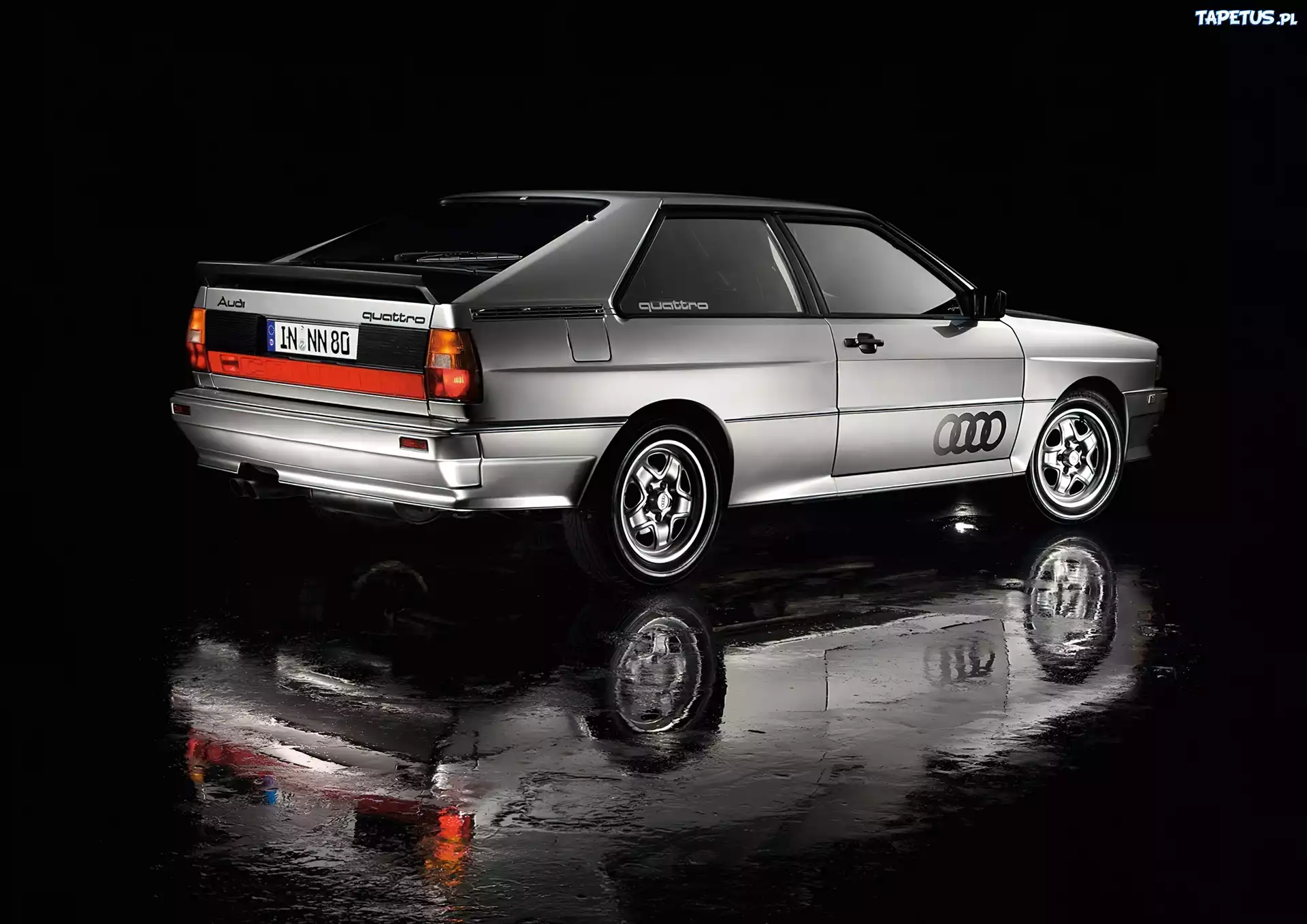 Audi GT/Quattro, Odbicie, Prawa, Strona