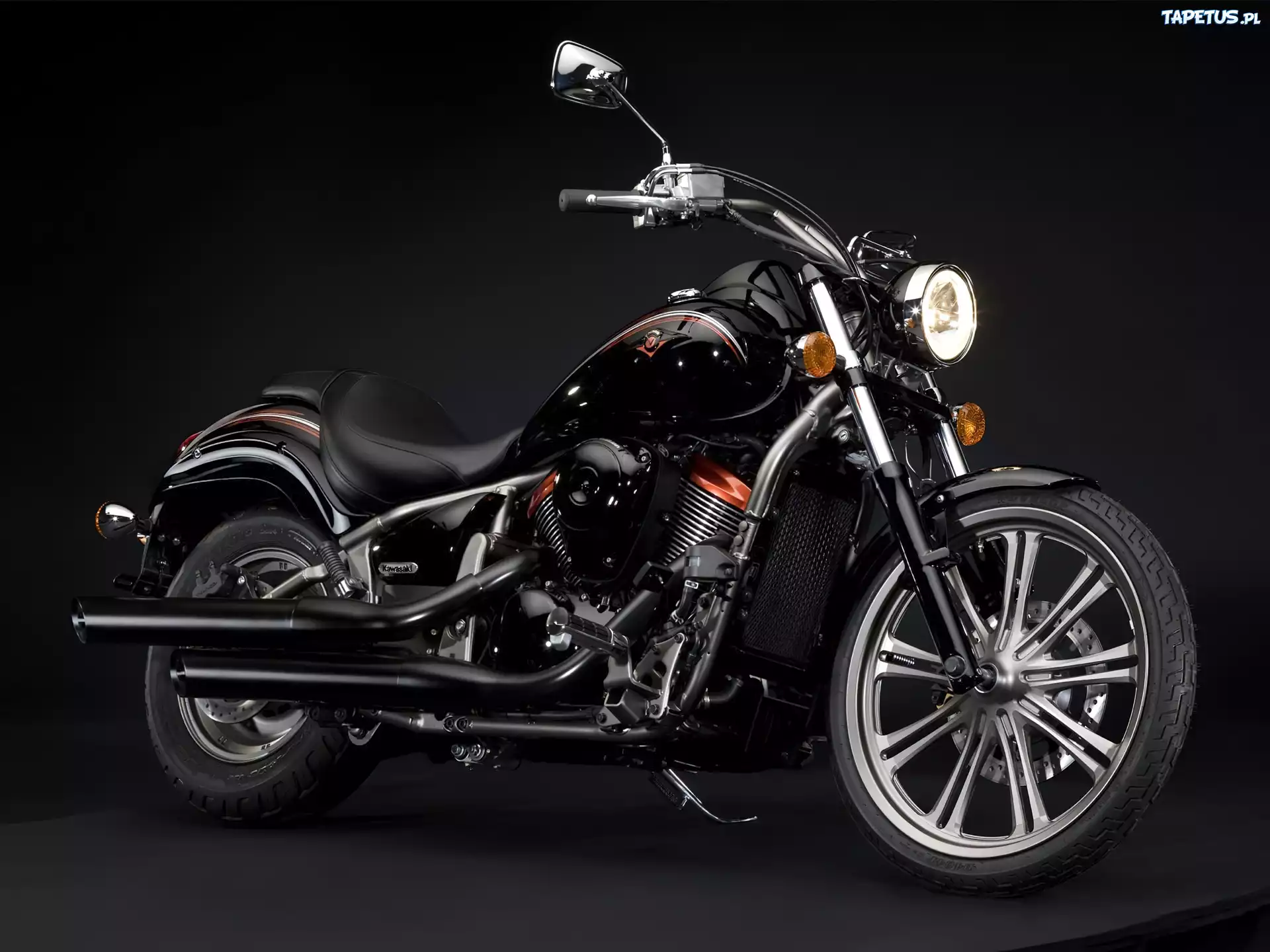 Kawasaki VN900 Custom, Czarne, Rury