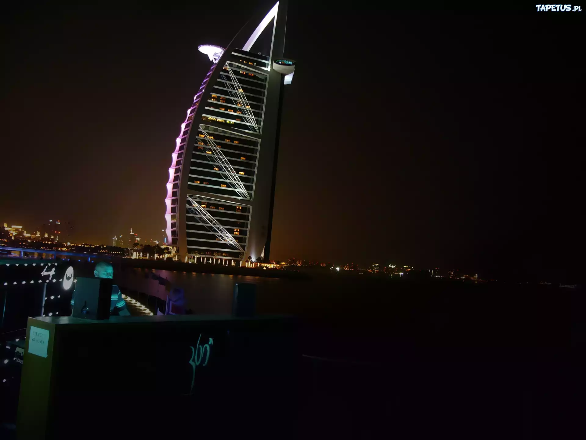 Burj Al Arab, Dubaj, Nocą
