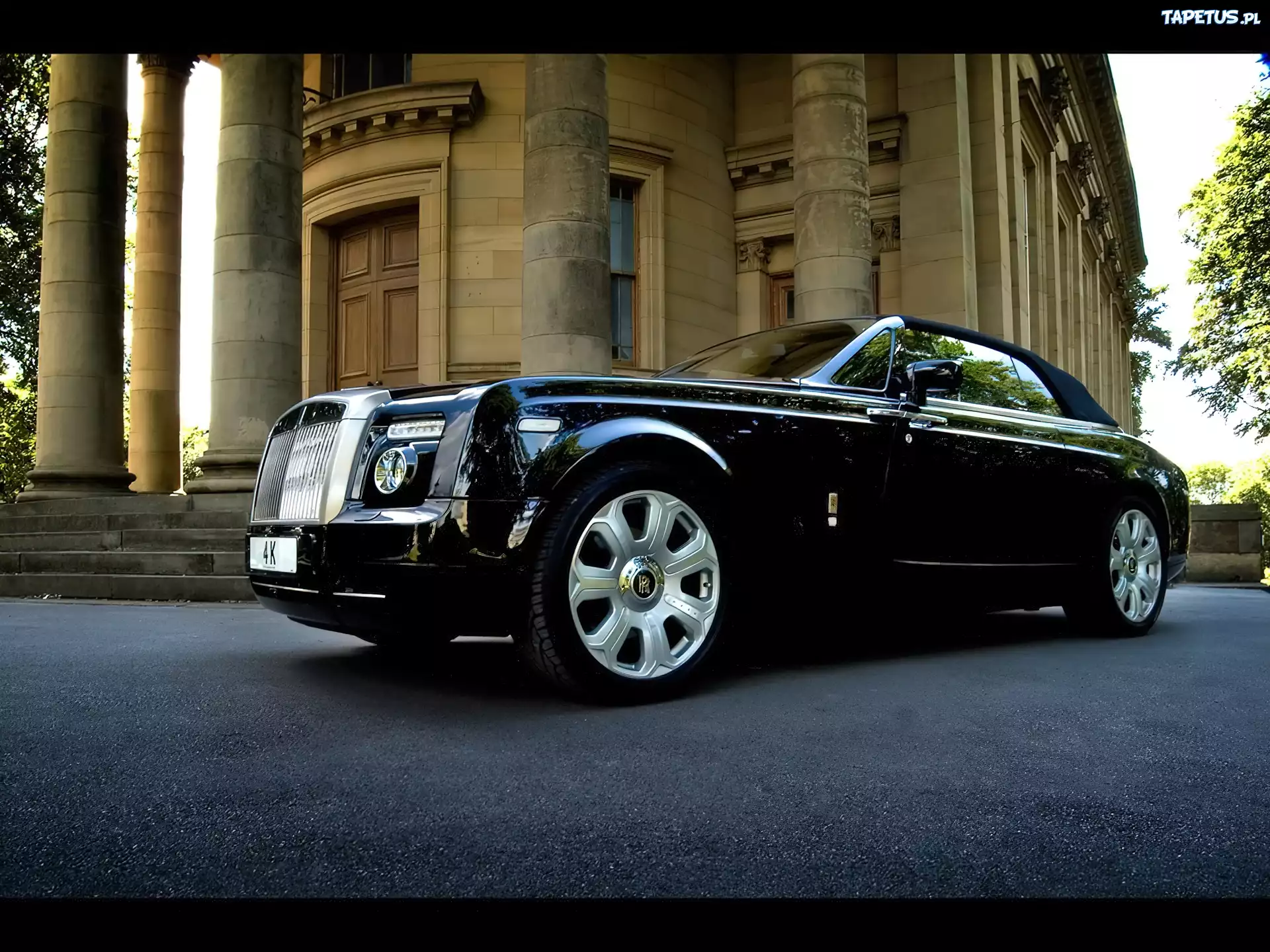 Rolls-Royce Phantom Drophead Coupe