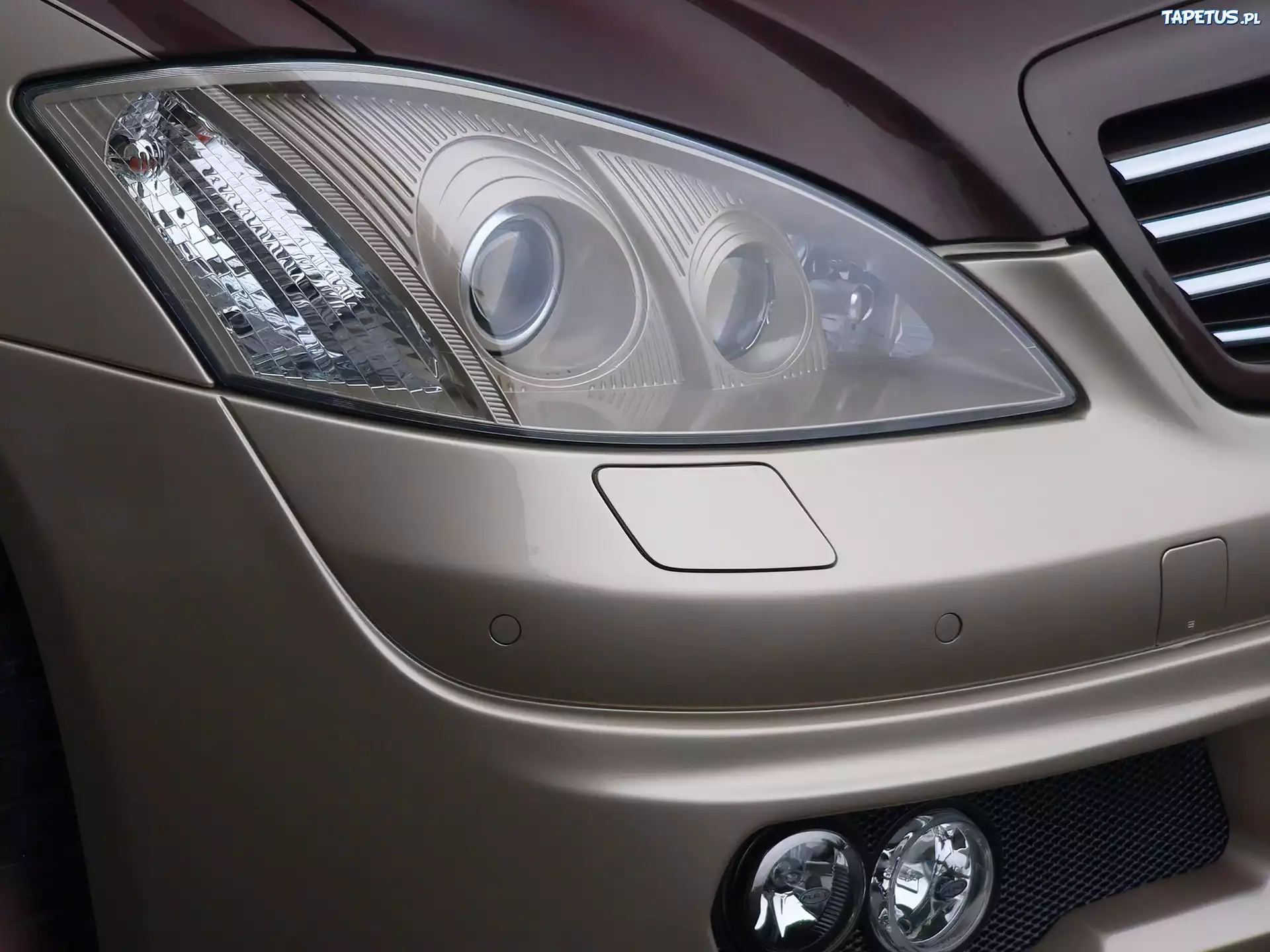Mercedes Benz W221, Reflektor