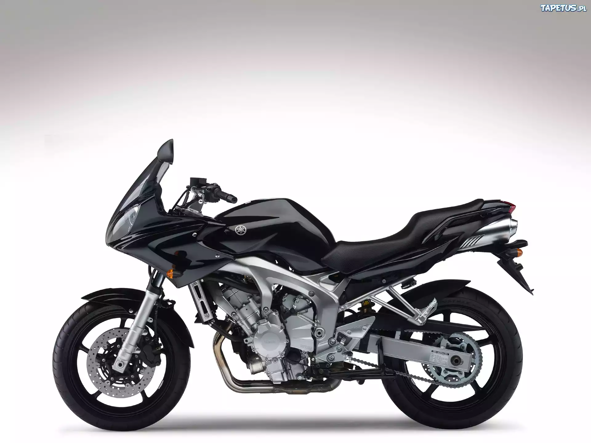 Czarna, Yamaha FZ6 Fazer, Wersja, Zabudowana Motor Yamaha