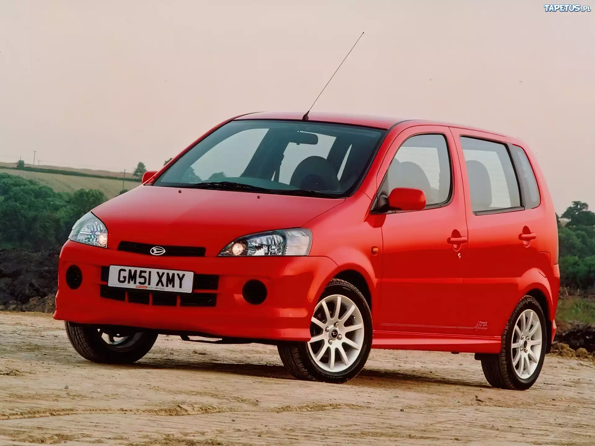 Daihatsu YRV