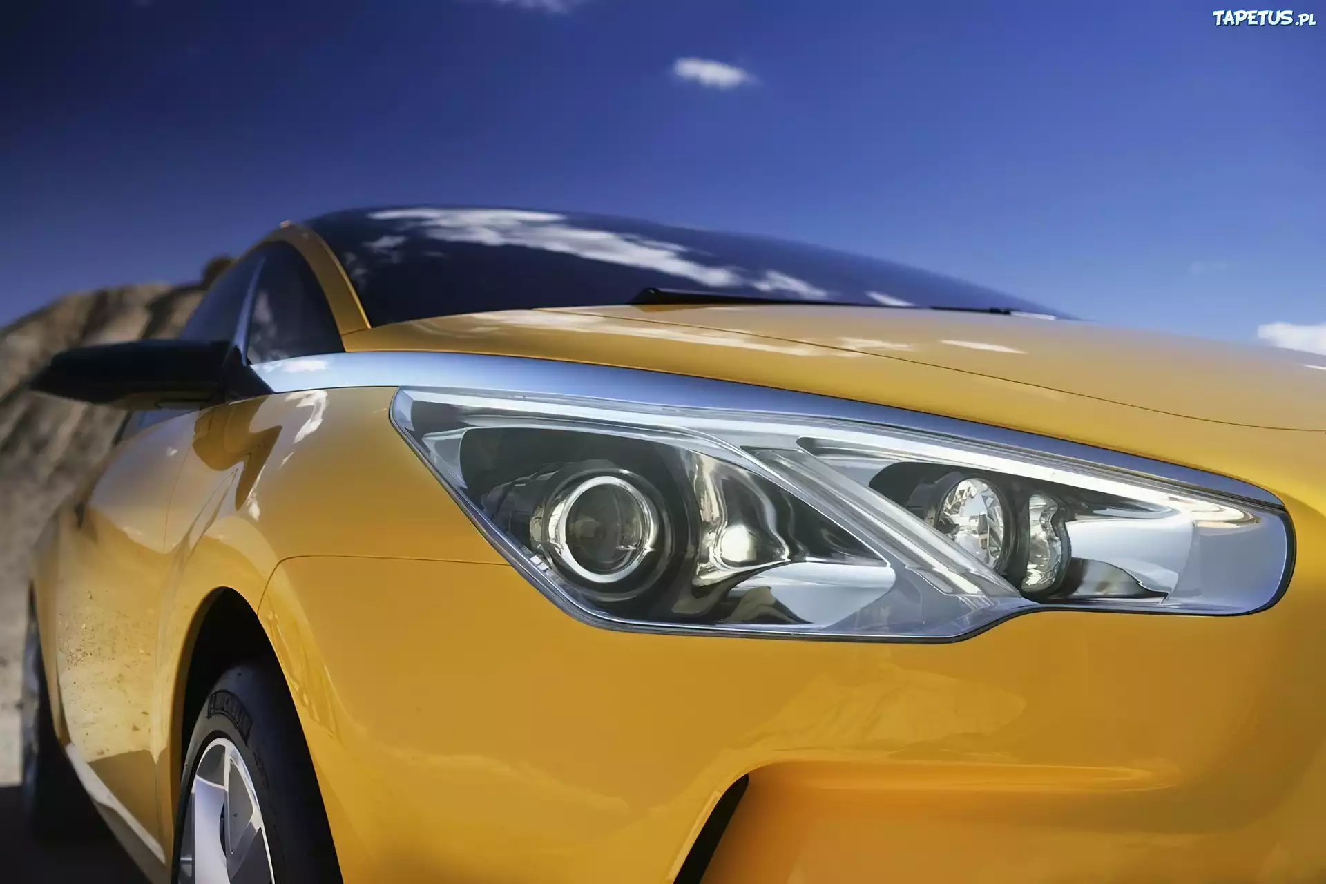 Citroen C-Sportlounge, Reflektor