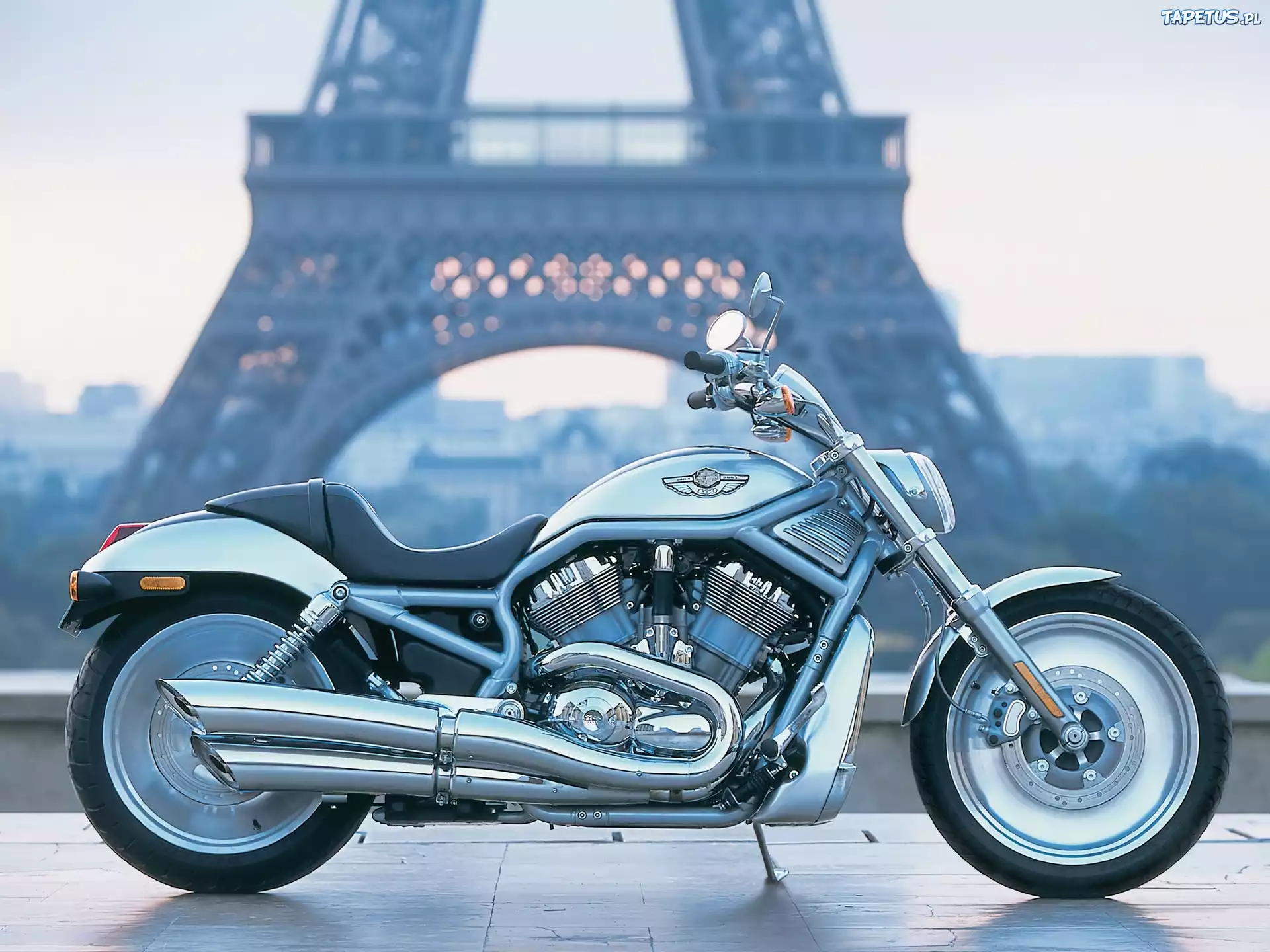 Harley-Davidson VRSC V-Rod, Pełne, Felgi