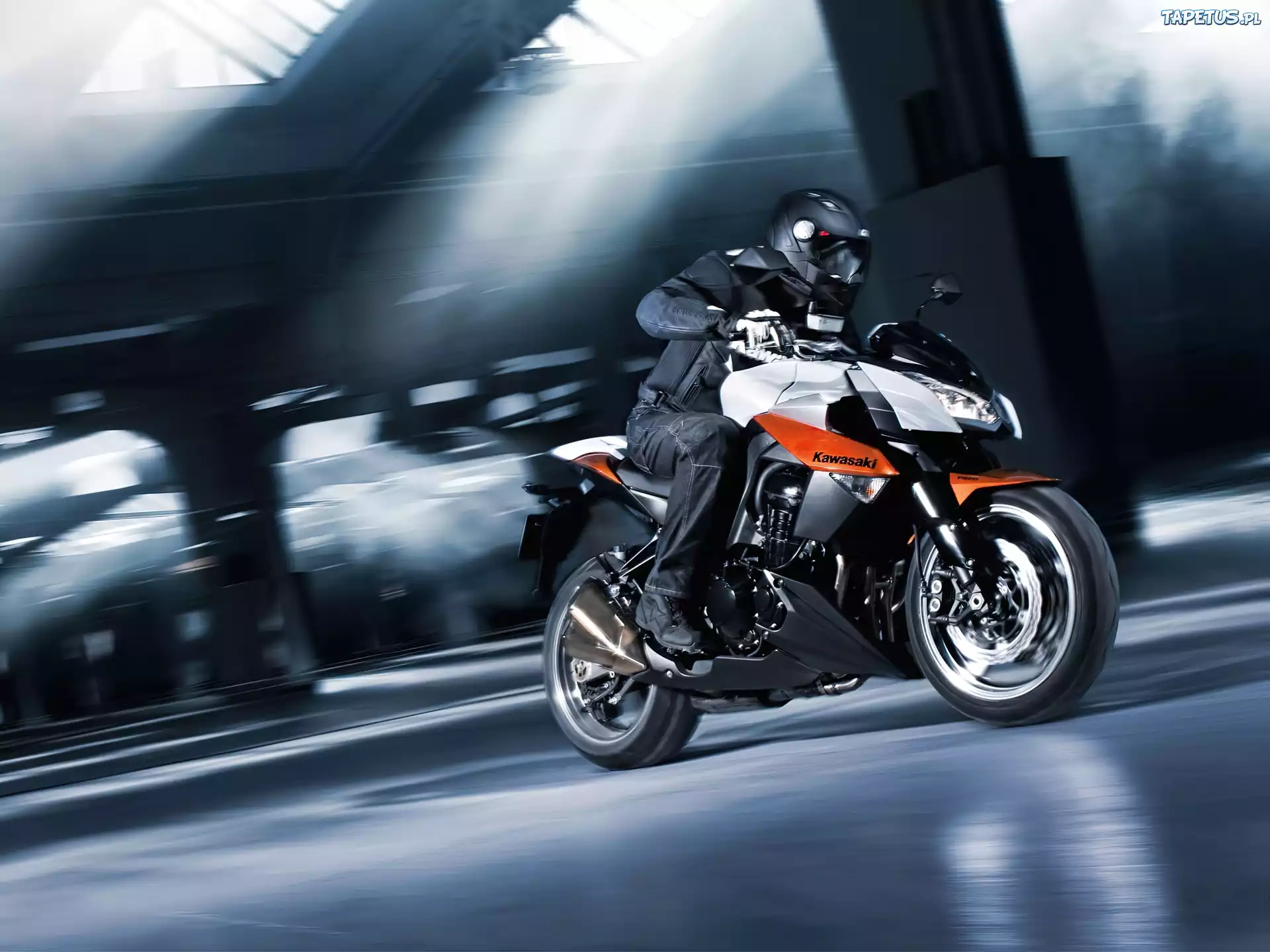 Nowy, Kawasaki Z1000
