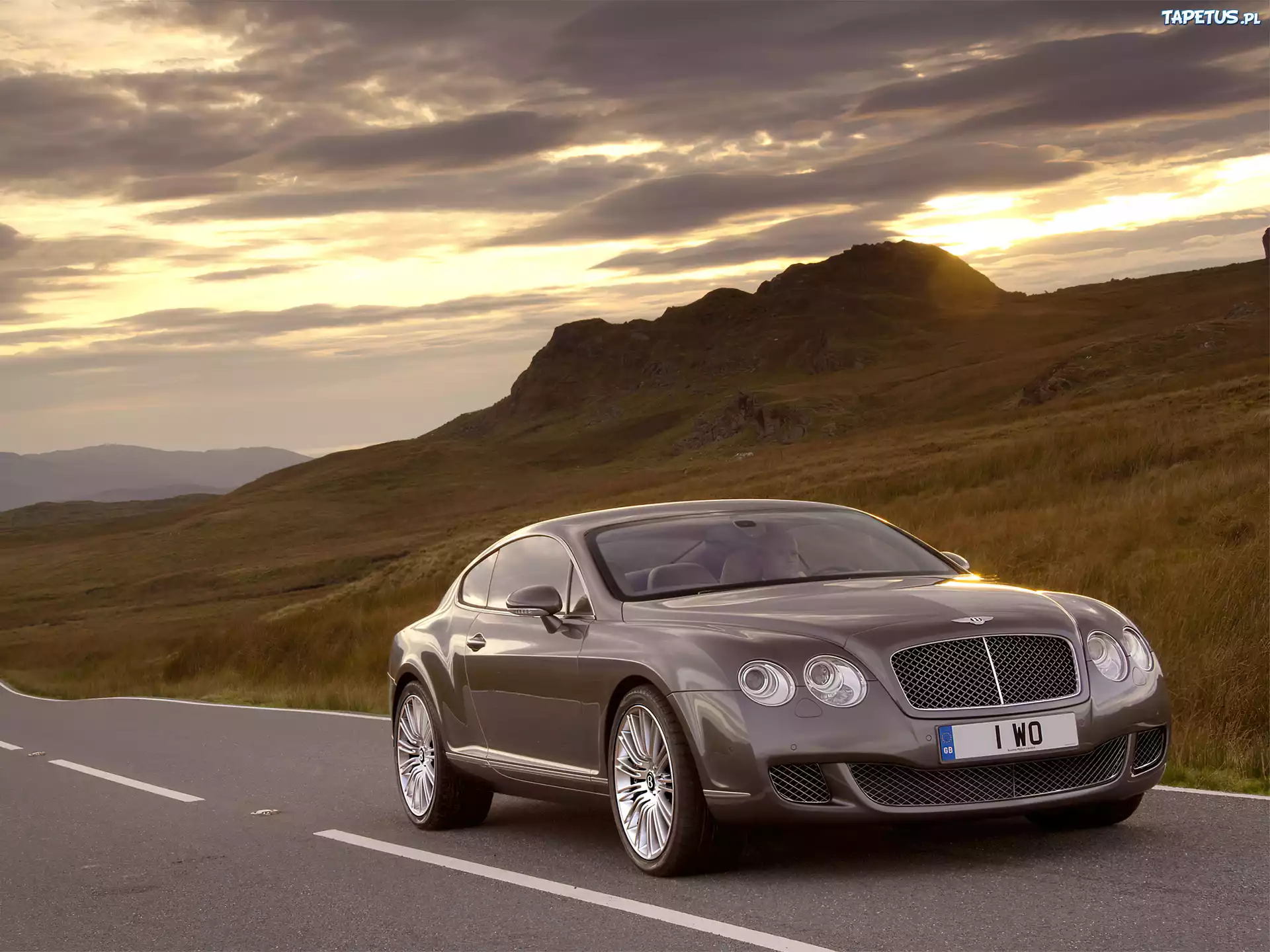 Bentley Continental GT, Maska