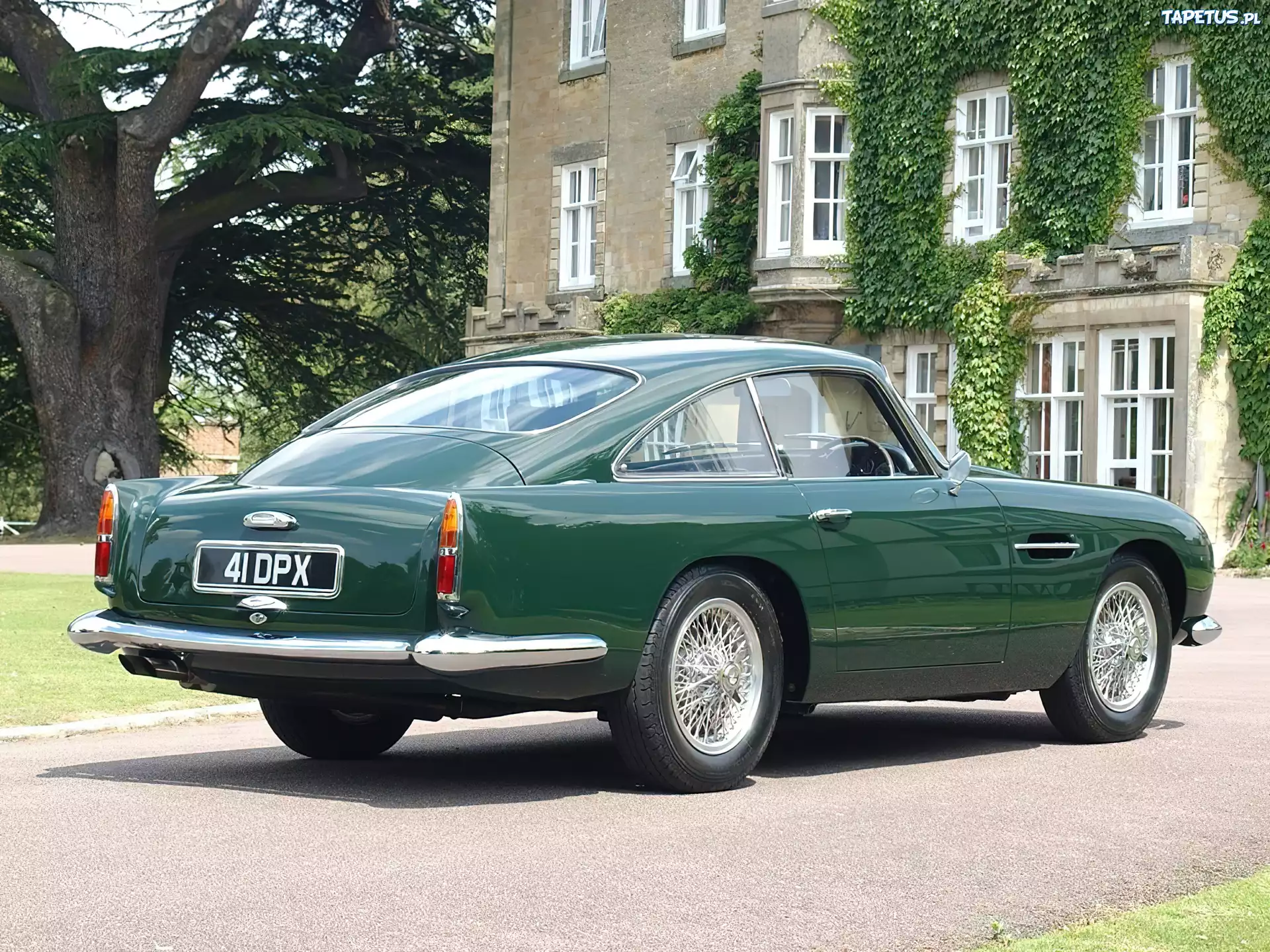 Zielony, Aston Martin DB4