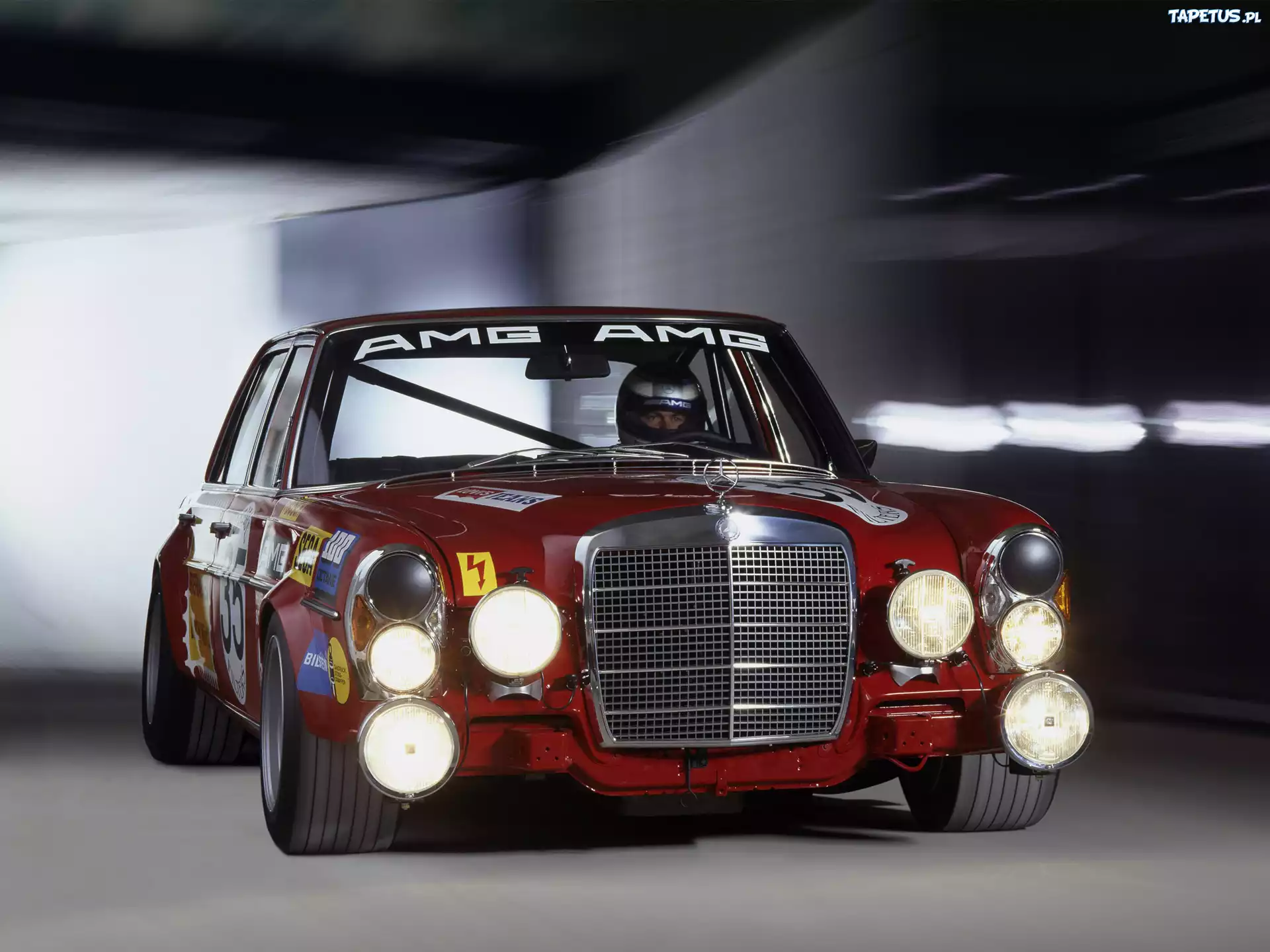 Mercedes 300 SEL, Halogeny