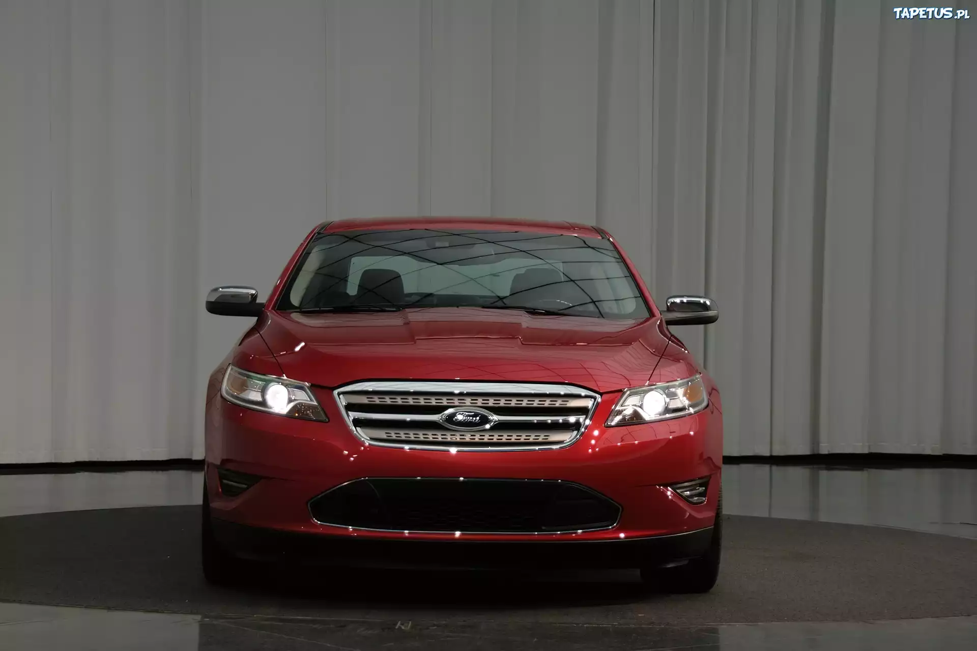 Ford Taurus, Maska