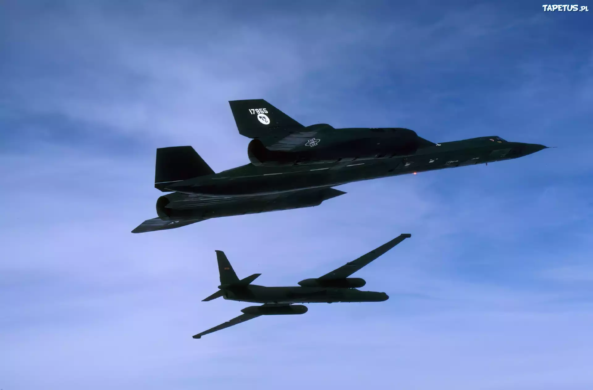 SR-71 Blackbird, Eskorta